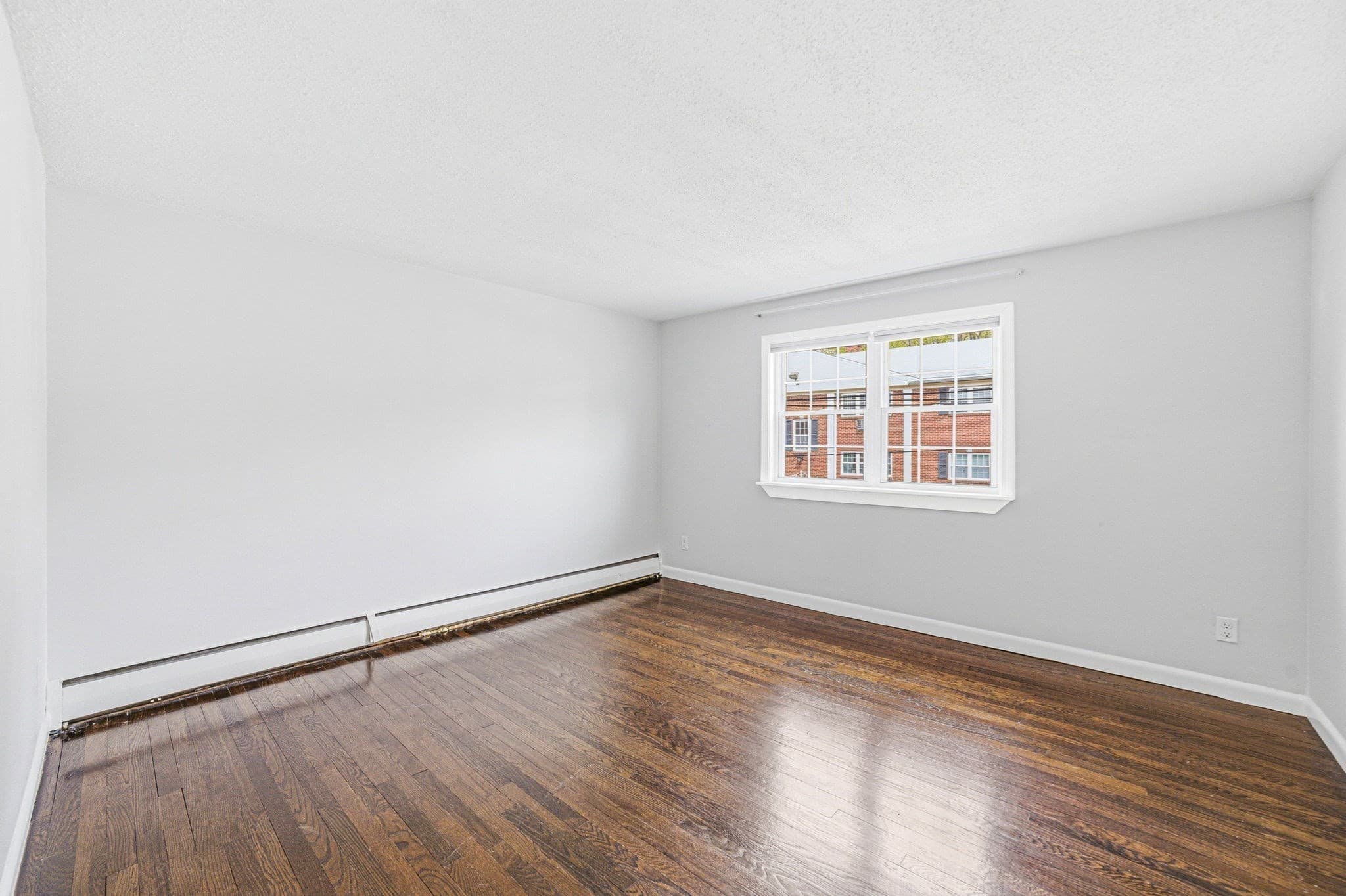 Condominium at 27 Arlington Rd # 3, Woburn MA 01801, photo 5 of 8