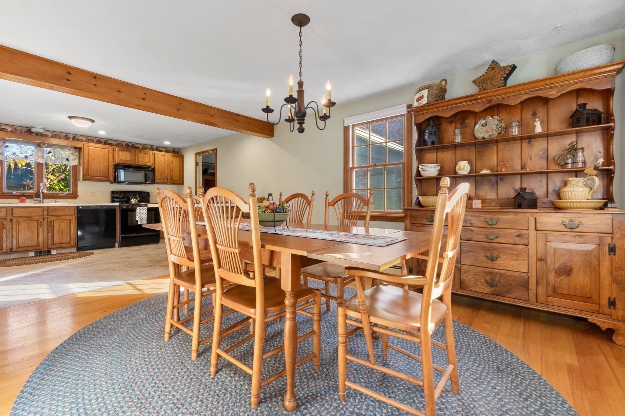 Single Family Residence at 3 Anthony Ln, Danvers MA 01923, photo 11 of 41