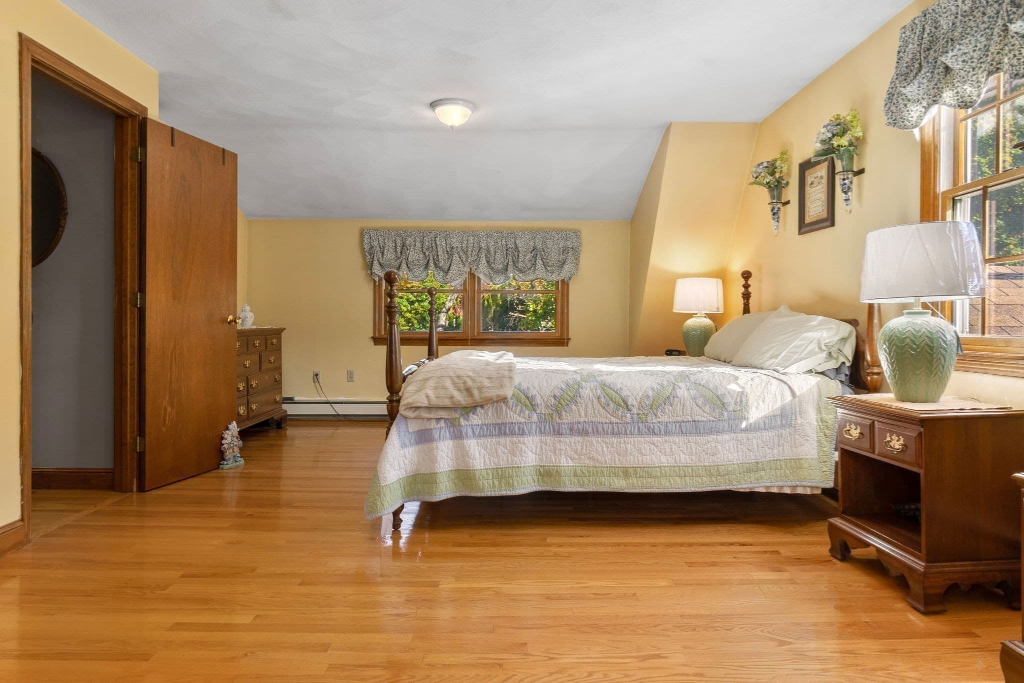 Single Family Residence at 3 Anthony Ln, Danvers MA 01923, photo 25 of 41