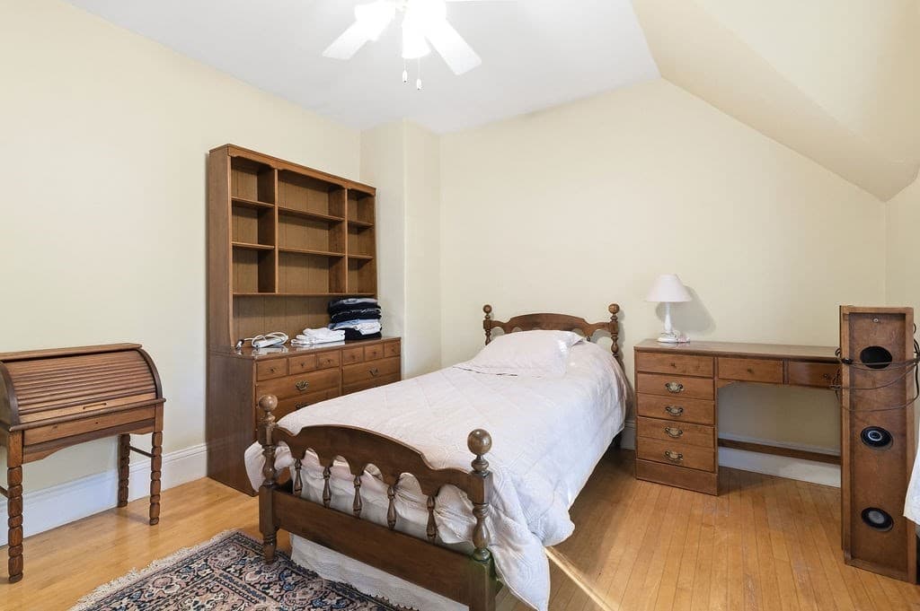 Single Family Residence at 929 S Franklin St., Holbrook MA 02343, photo 12 of 20