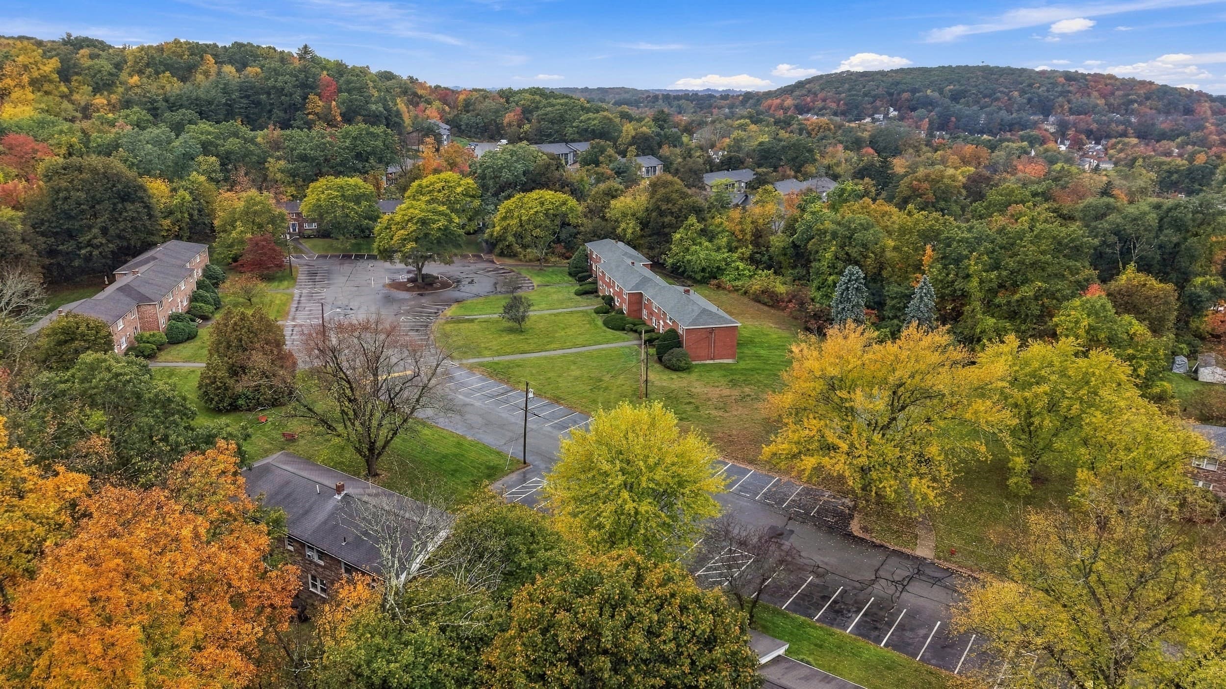 Condominium at 9 Myles Standish Drive # 8, Haverhill MA 01830, photo 7 of 33