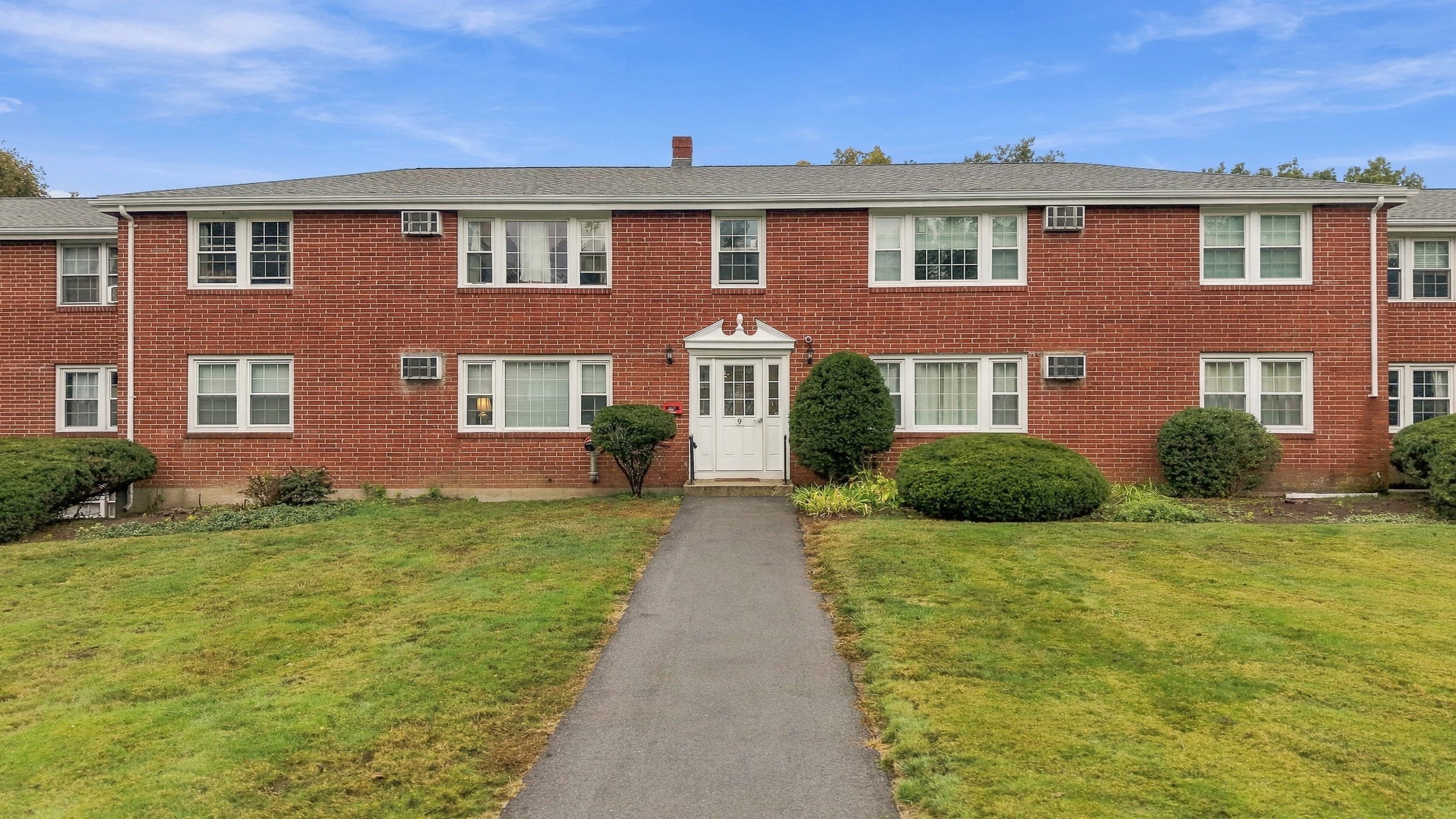 9 Myles Standish Drive # 8, Haverhill MA 01830