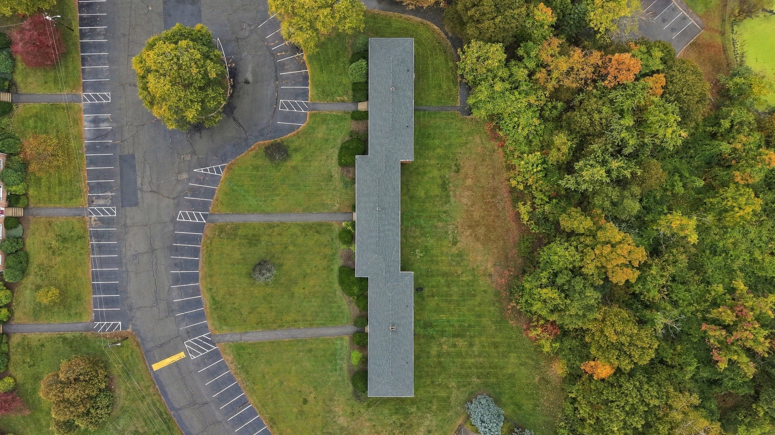 Condominium at 9 Myles Standish Drive # 8, Haverhill MA 01830, photo 9 of 33