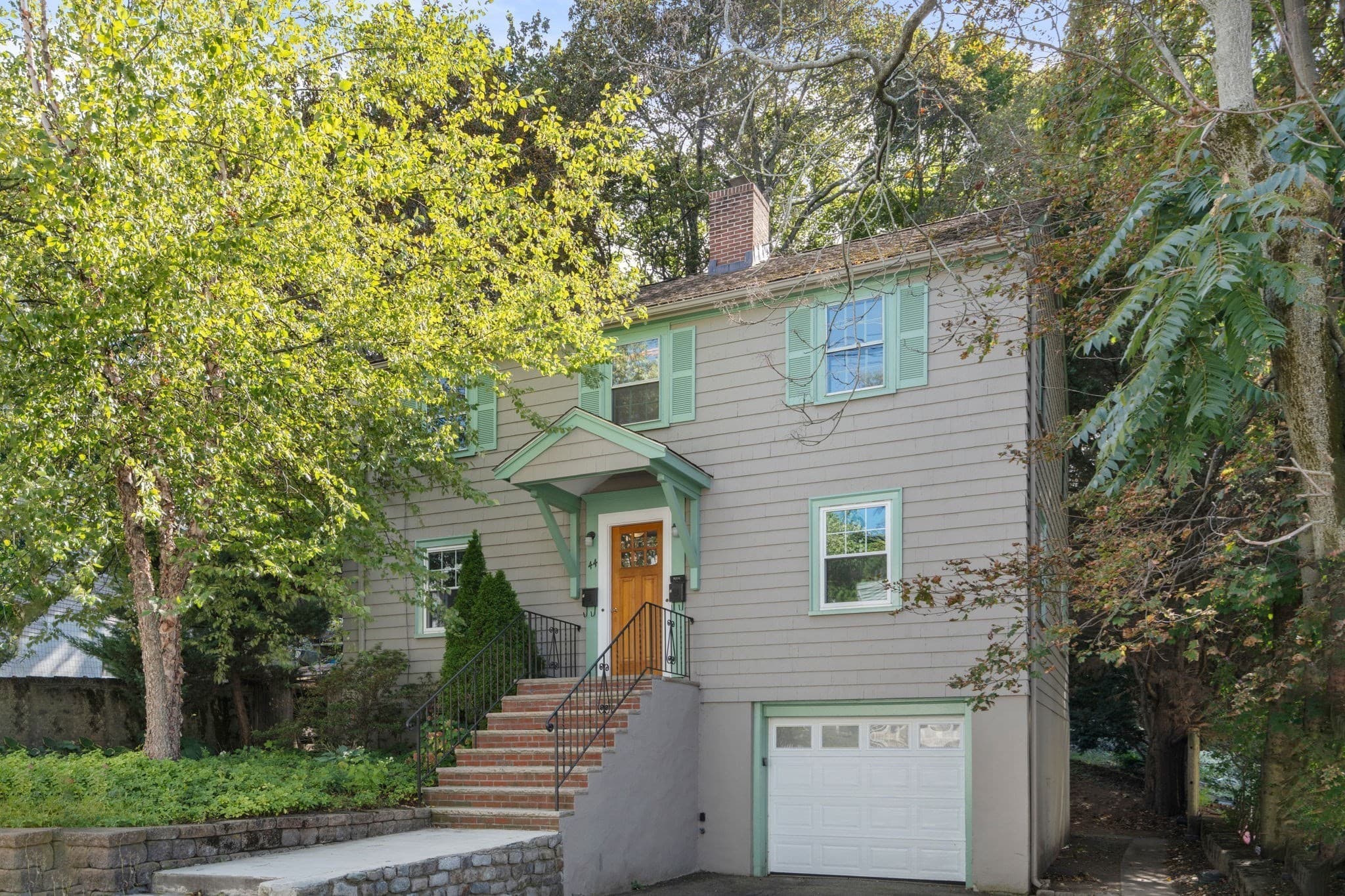 44 Mount Vernon, Boston MA 02135