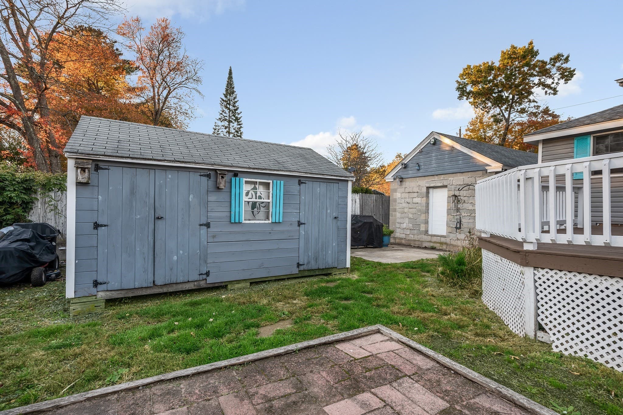 Single Family Residence at 100 Hilltop Rd, Dracut MA 01826, photo 23 of 33
