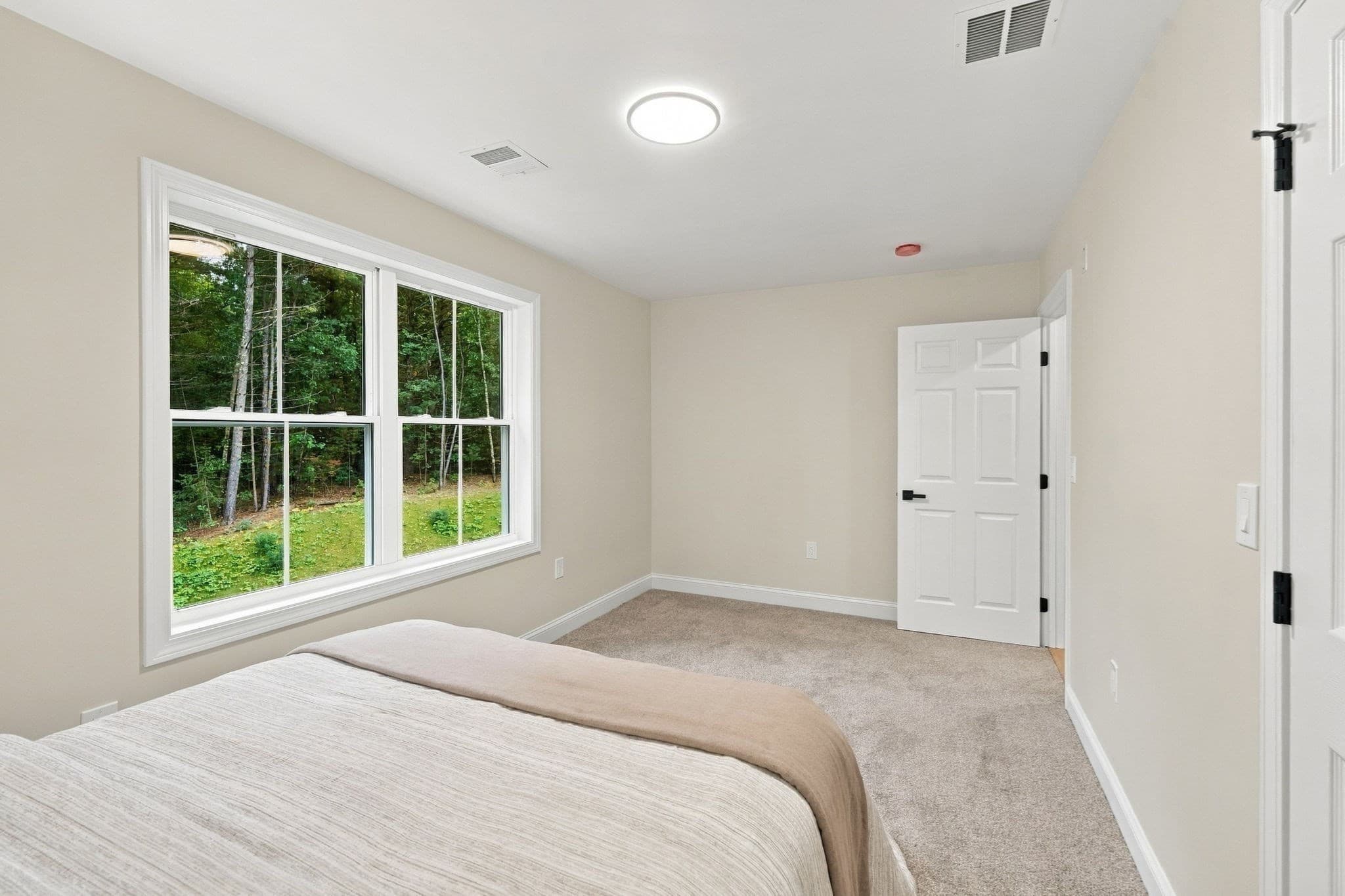Condominium at 41 Homeward Avenue # A, Uxbridge MA 01569, photo 30 of 42