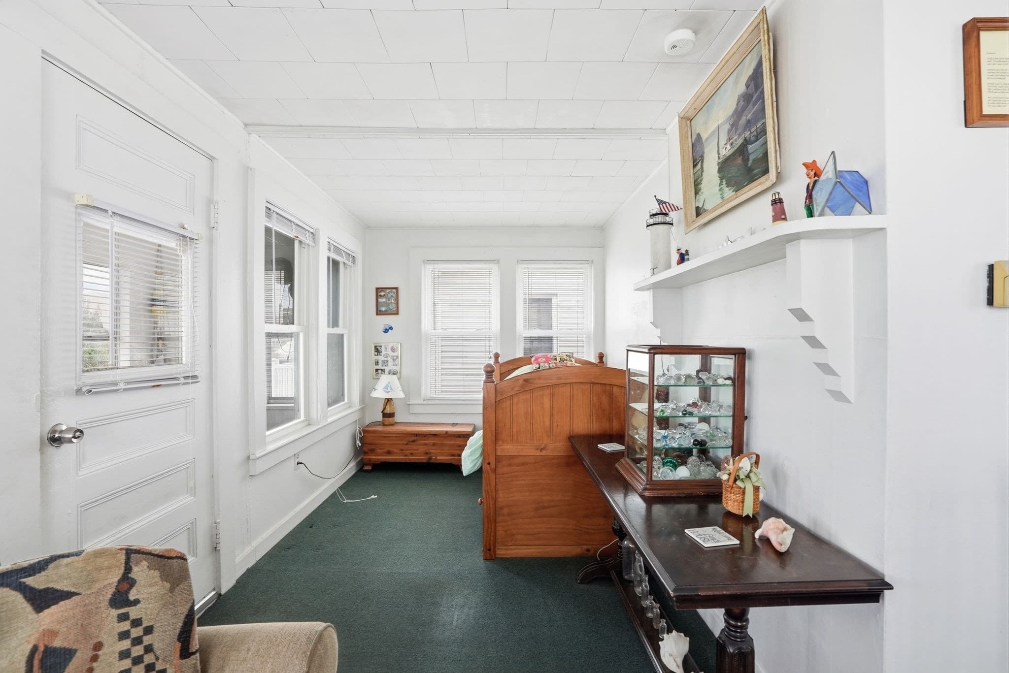 Single Family Residence at 6 Touraine Ave, Hull MA 02045, photo 7 of 41