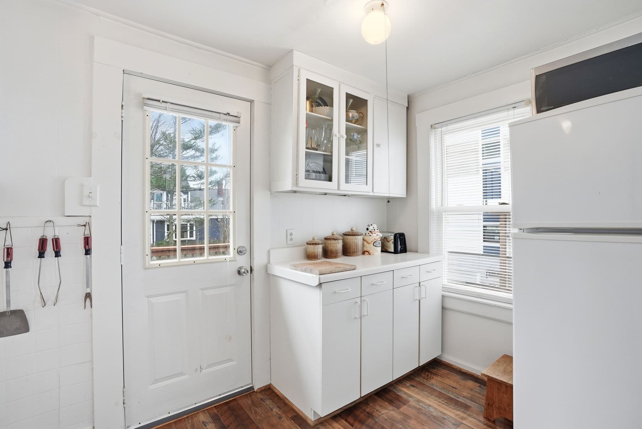 Single Family Residence at 6 Touraine Ave, Hull MA 02045, photo 18 of 41