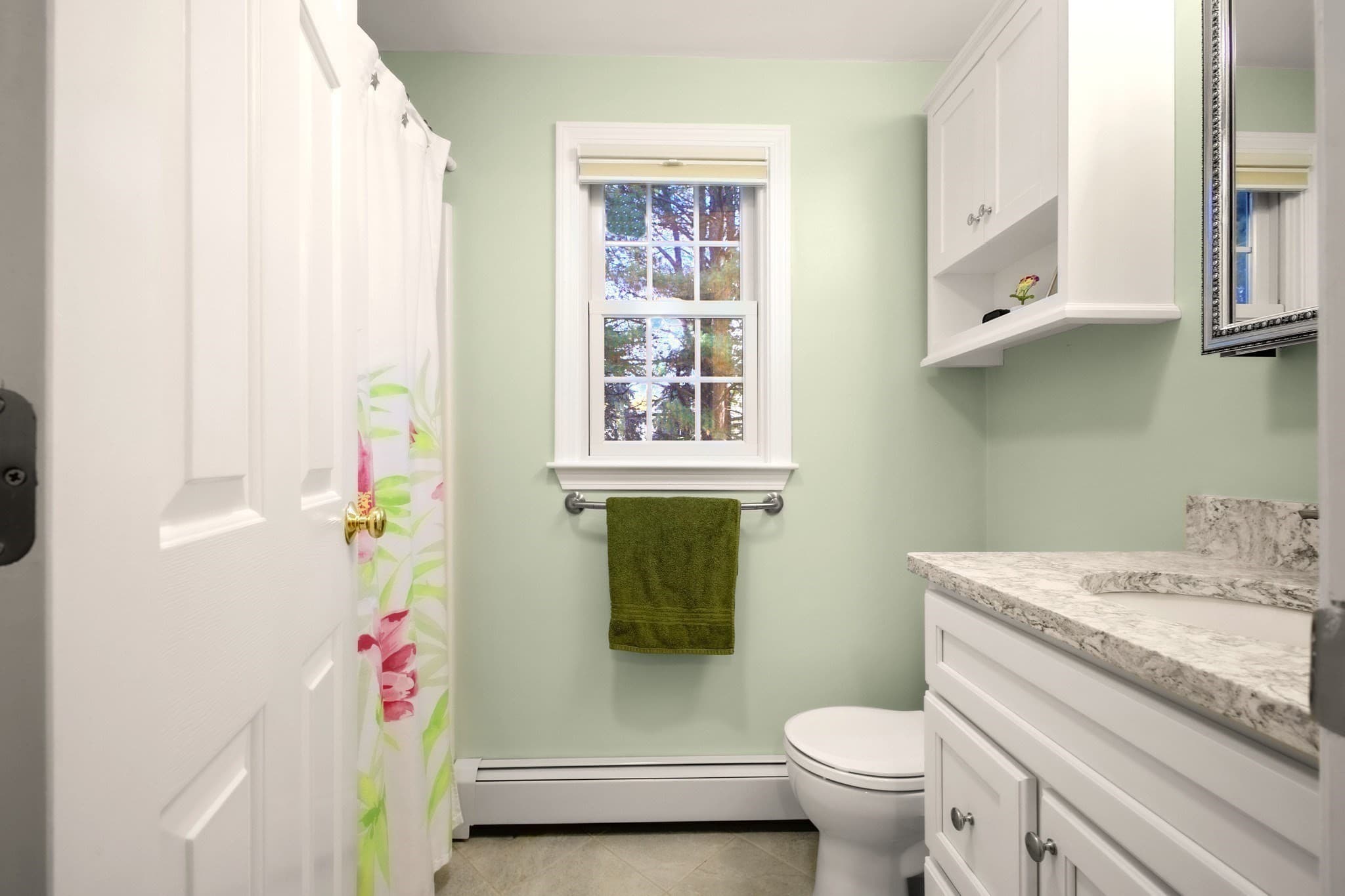Single Family Residence at 28 Arbor Dr, Shrewsbury MA 01545, photo 14 of 27