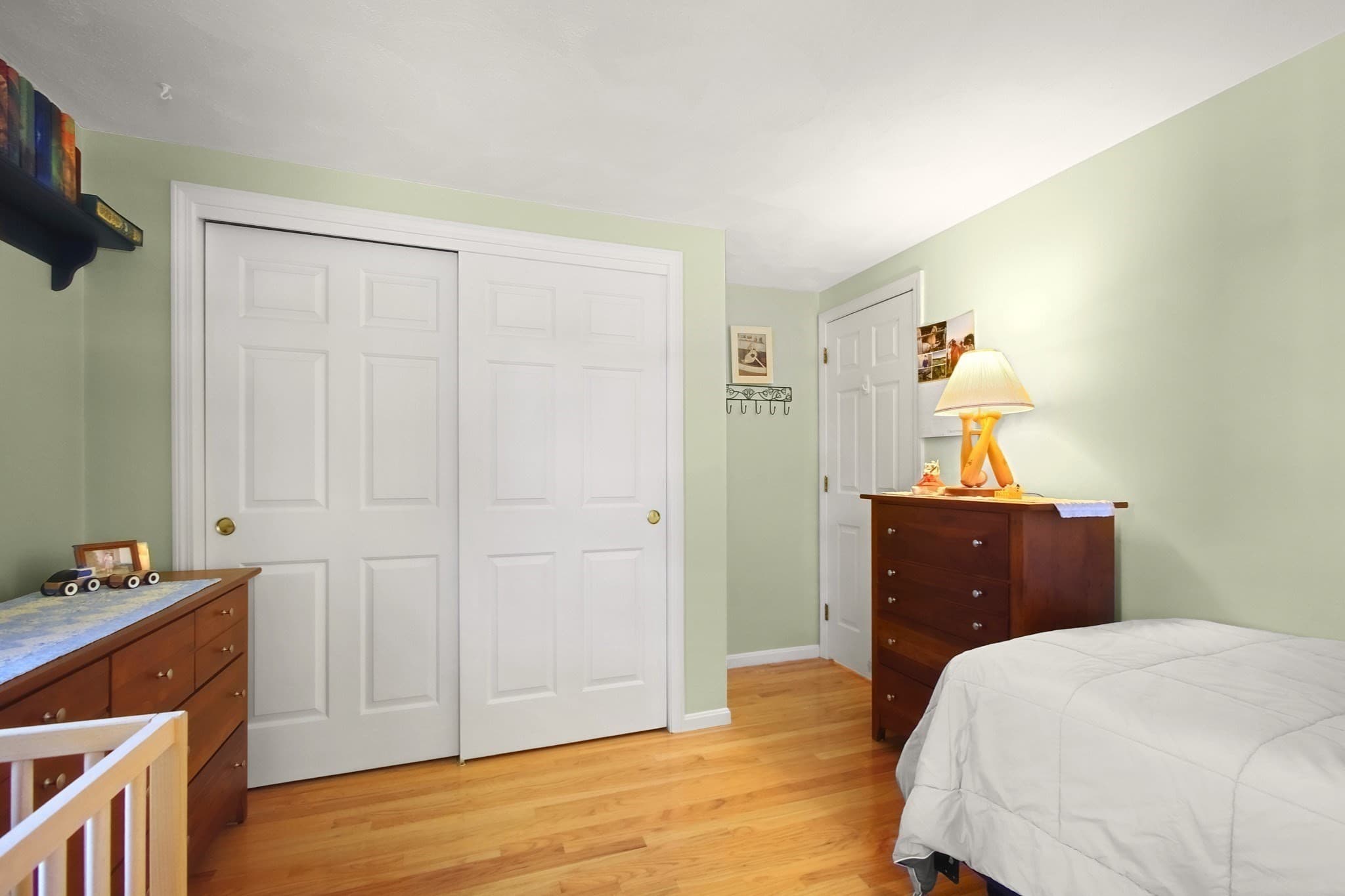 Single Family Residence at 28 Arbor Dr, Shrewsbury MA 01545, photo 19 of 27