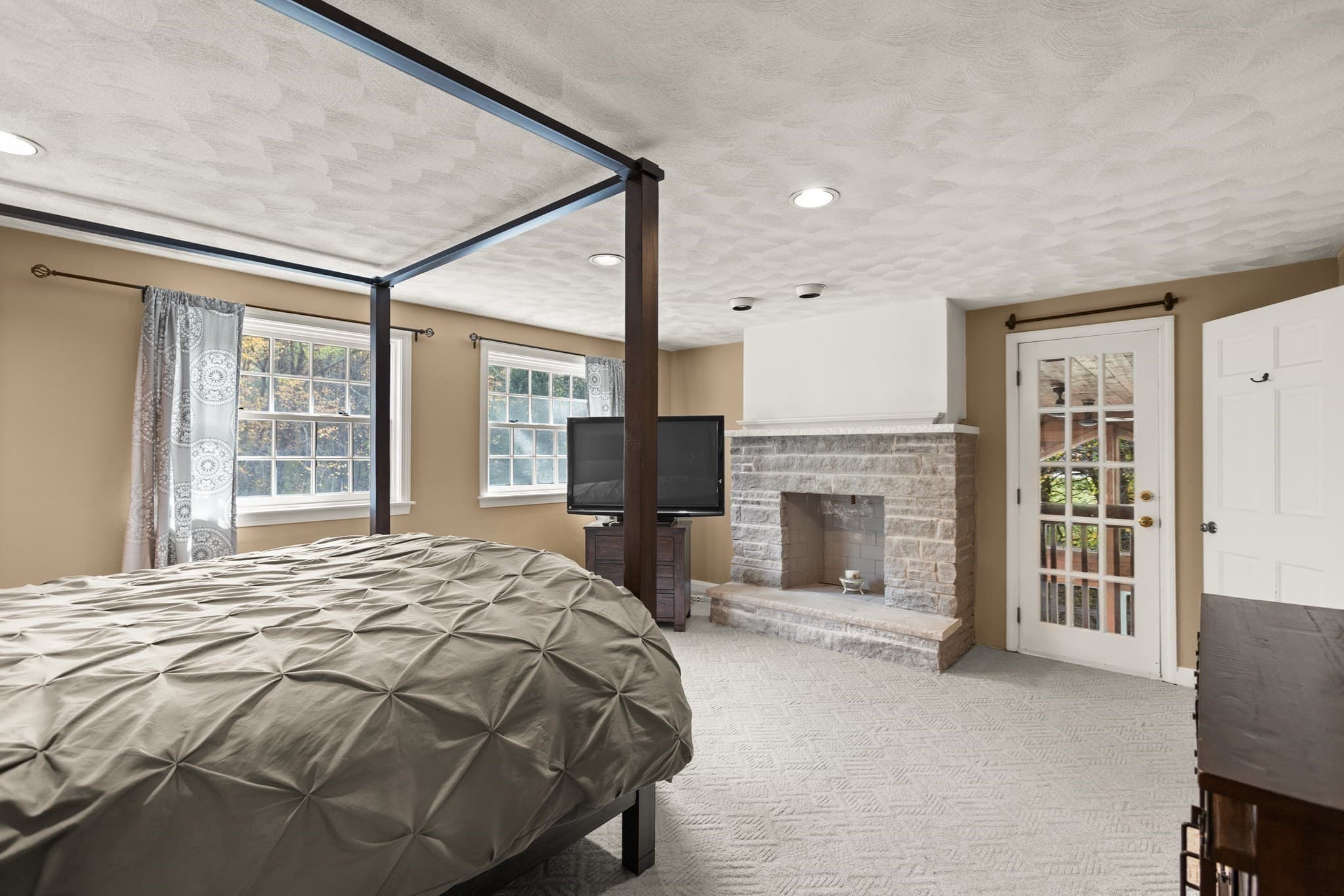 Single Family Residence at 11 Pearl, Boxford MA 01921, photo 24 of 36