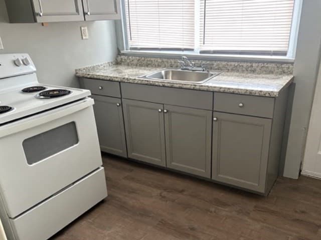 4 Family at 42 Florida St, Boston MA 02124, photo 5 of 7