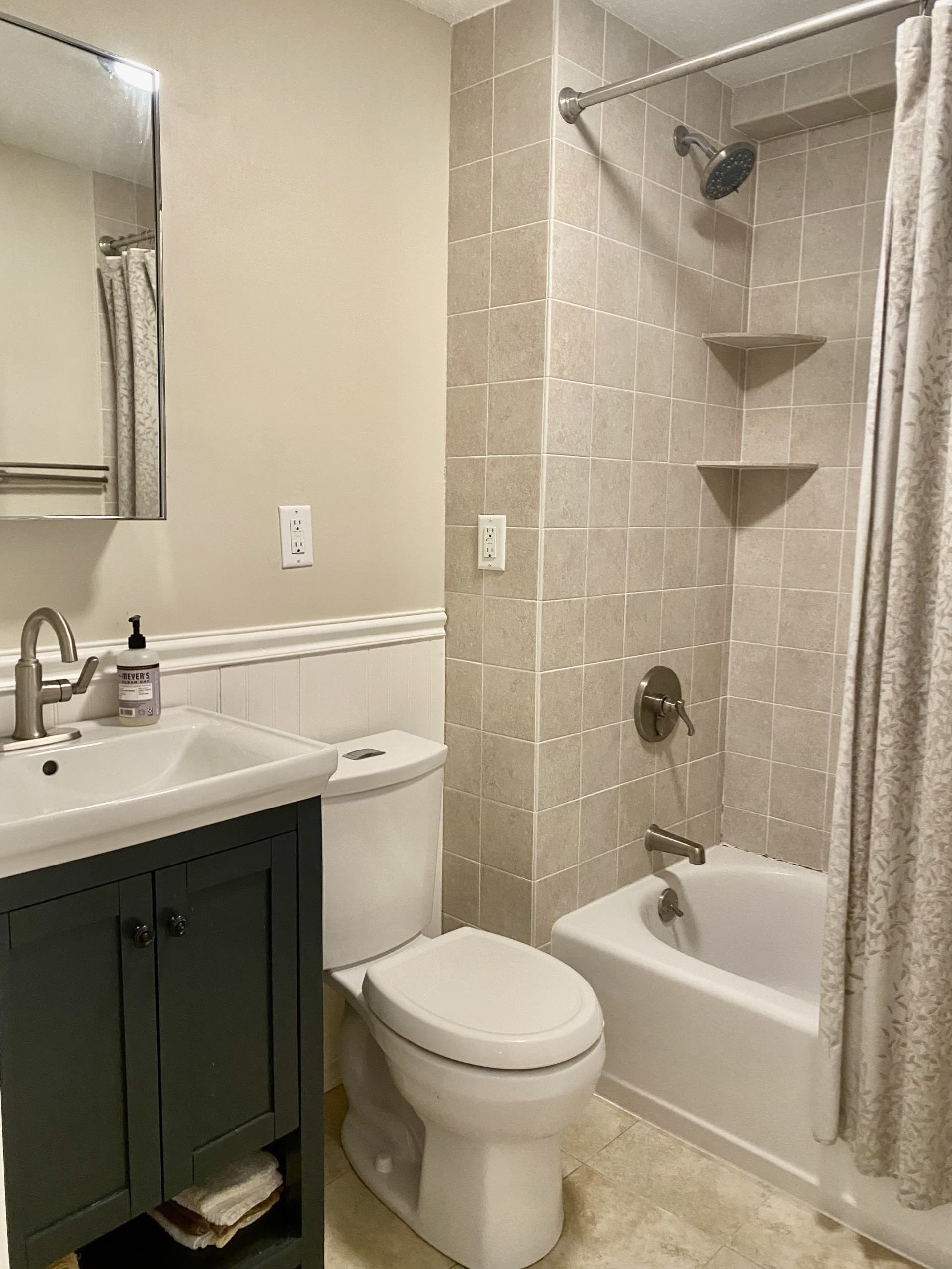 Single Family Residence at 36 Barnstable Rd, Hull MA 02045, photo 11 of 39