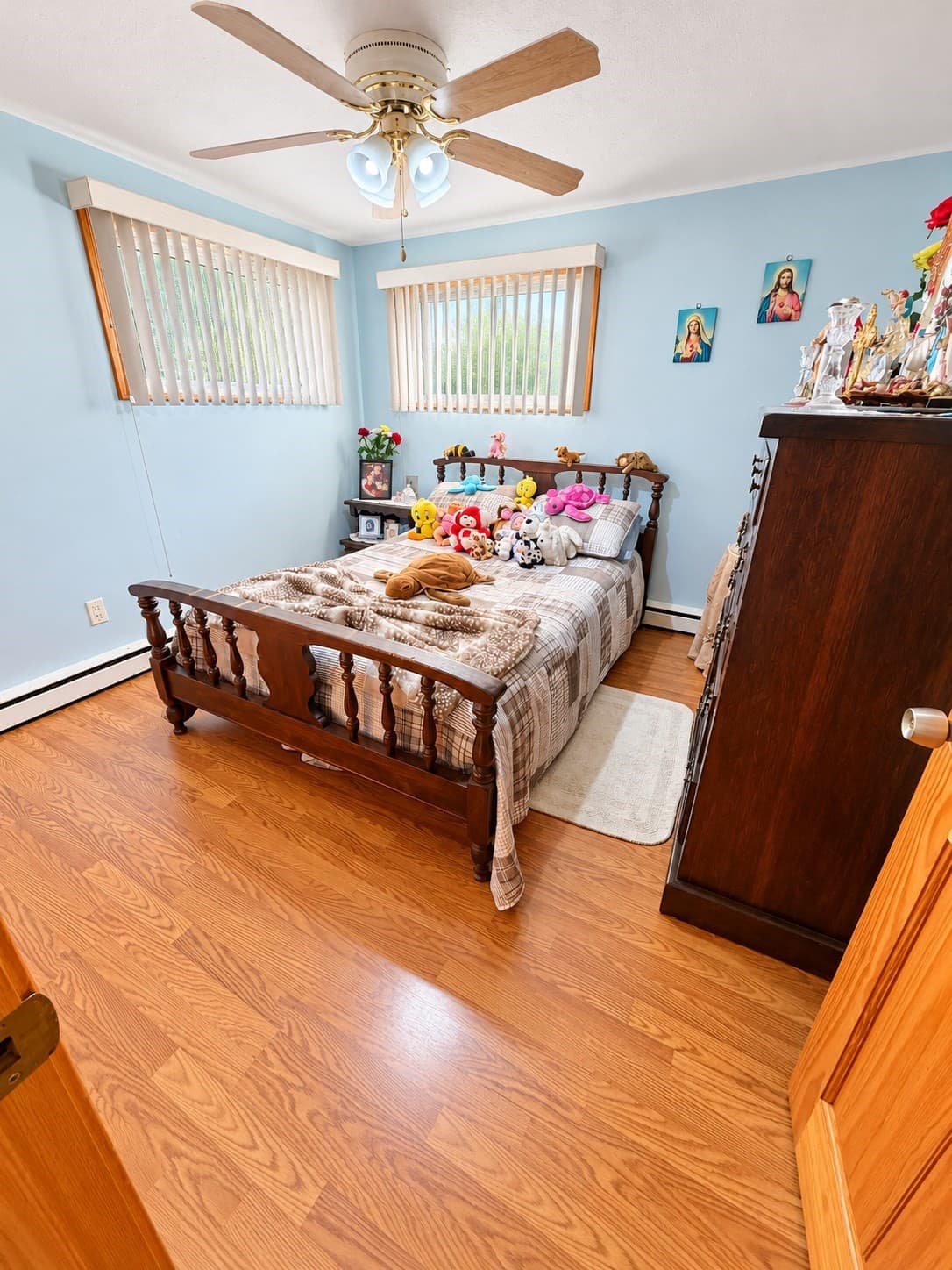 Single Family Residence at 37 Paula Street, Somerset MA 02726, photo 14 of 31