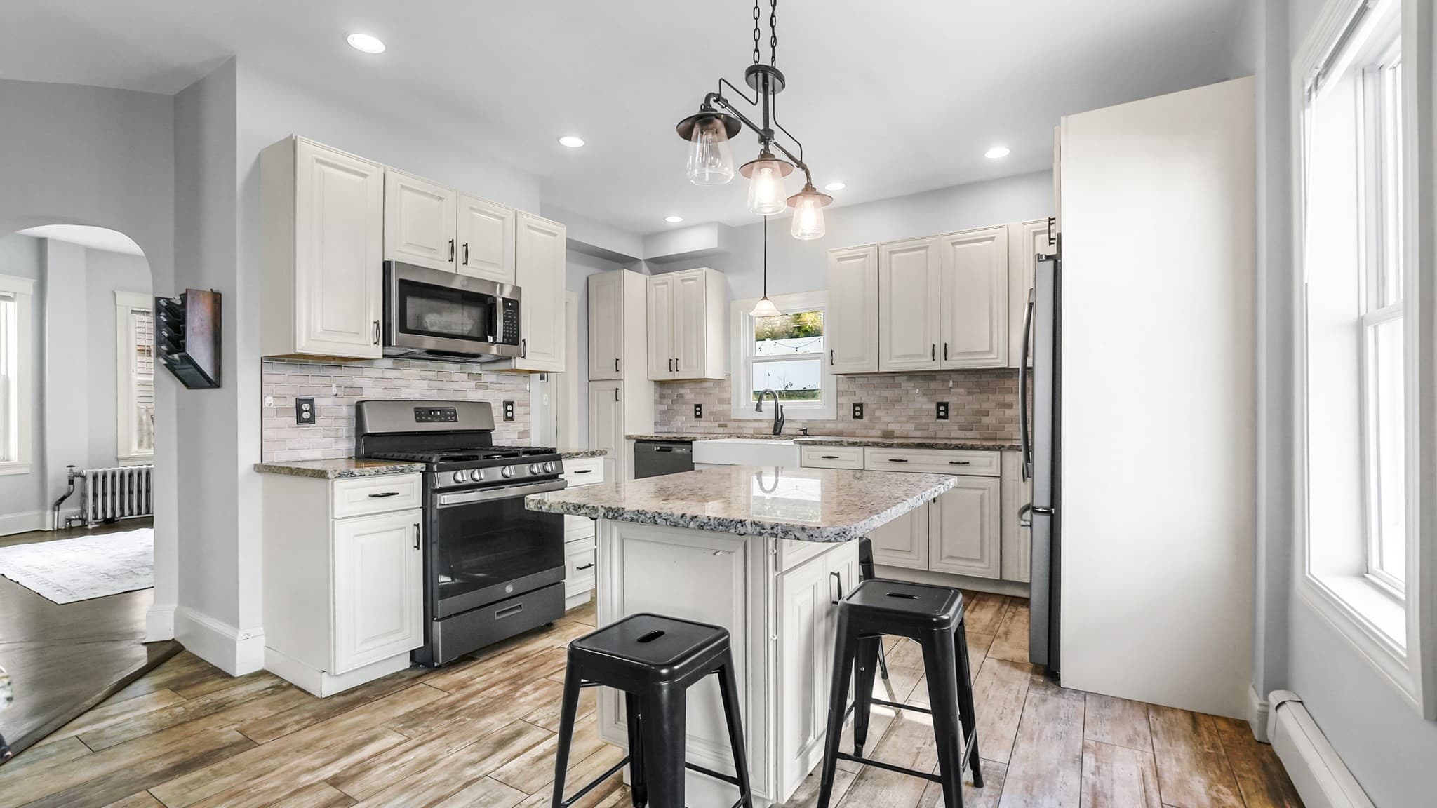 Single Family Residence at 23 Sagamore, Winthrop MA 02152, photo 2 of 31