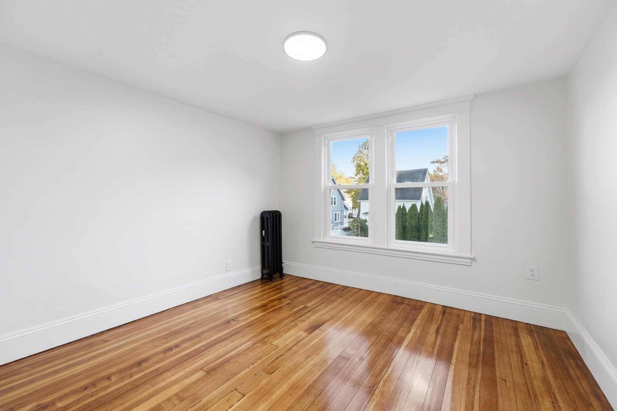 Single Family Residence at 62 Brookline Ave, Holyoke MA 01040, photo 30 of 35