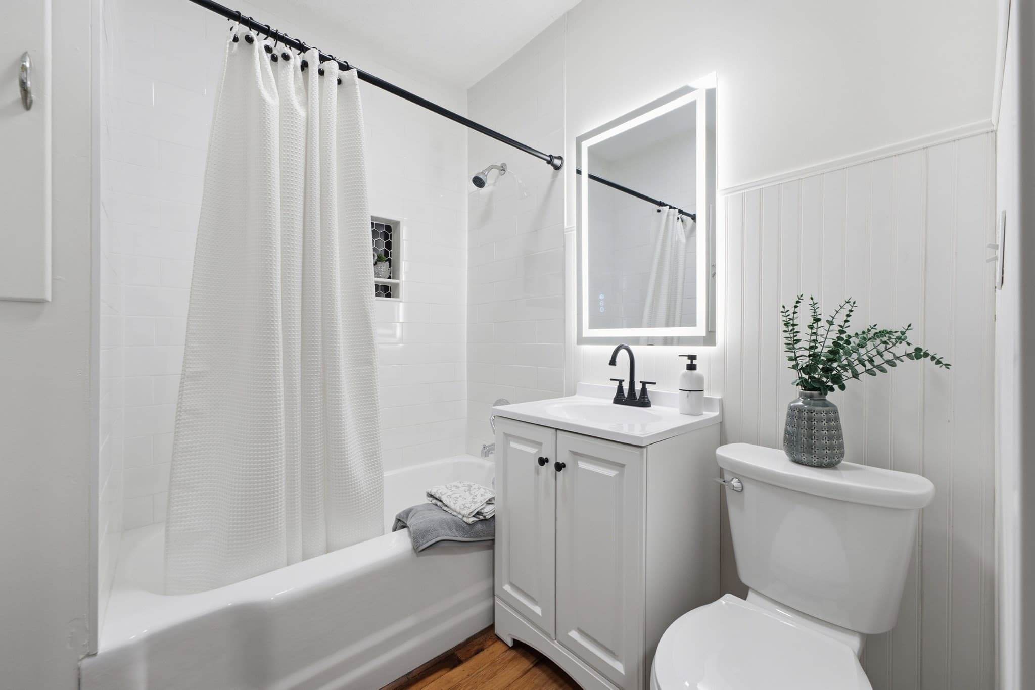 Single Family Residence at 62 Brookline Ave, Holyoke MA 01040, photo 21 of 35