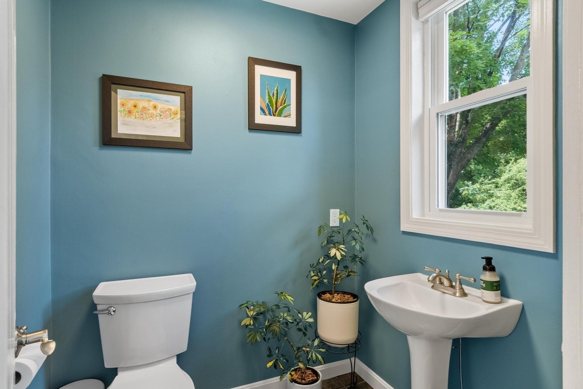 Single Family Residence at 27 Oak Ave, Lunenburg MA 01462, photo 15 of 42
