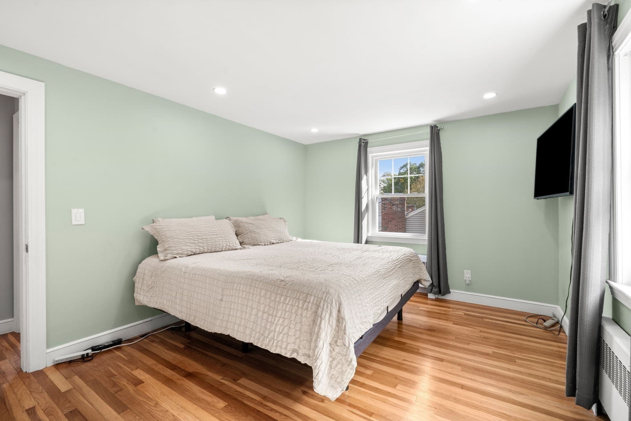 Single Family Residence at 65 Emerald Street, Quincy MA 02169, photo 20 of 42