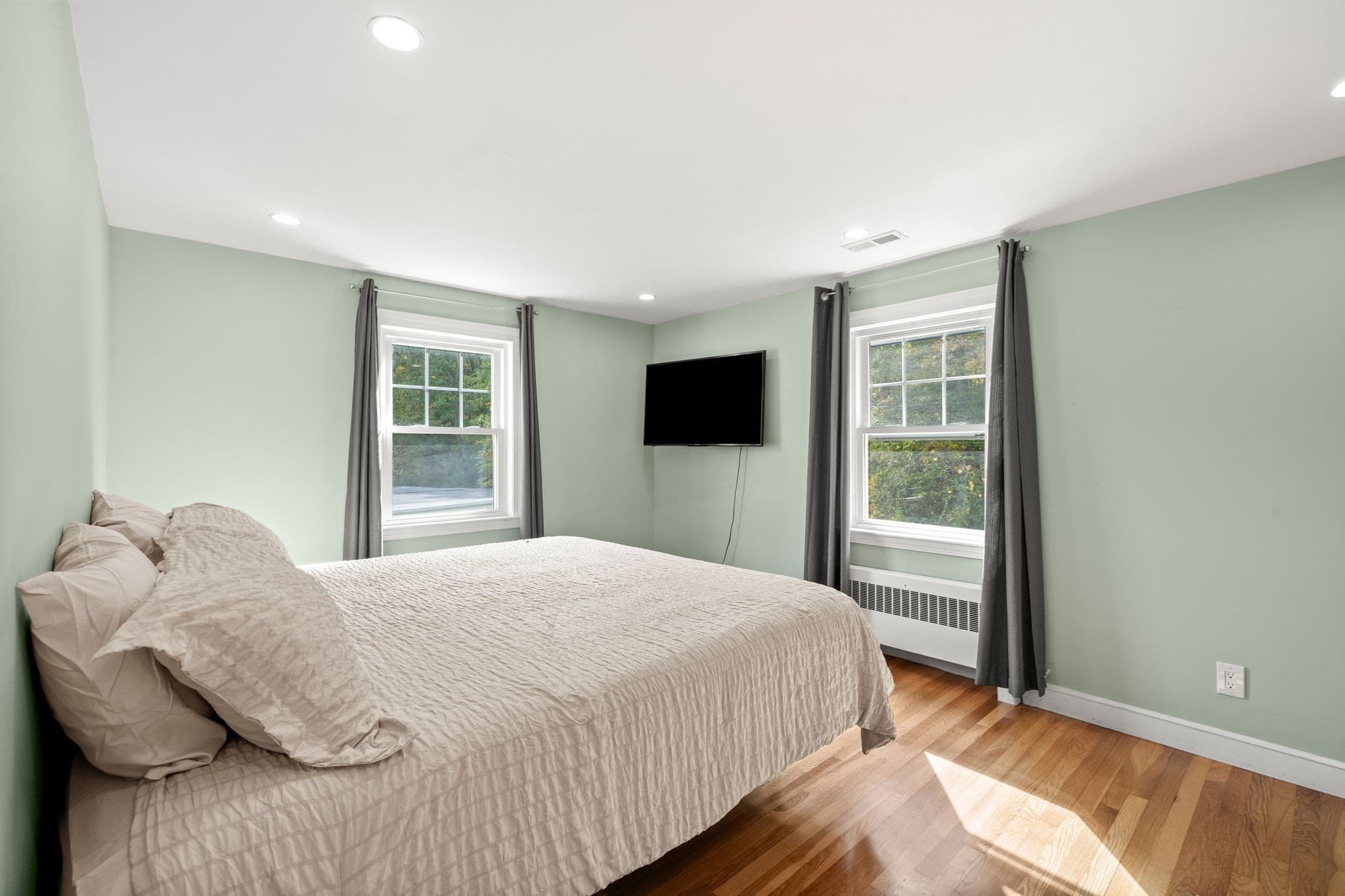 Single Family Residence at 65 Emerald Street, Quincy MA 02169, photo 21 of 42