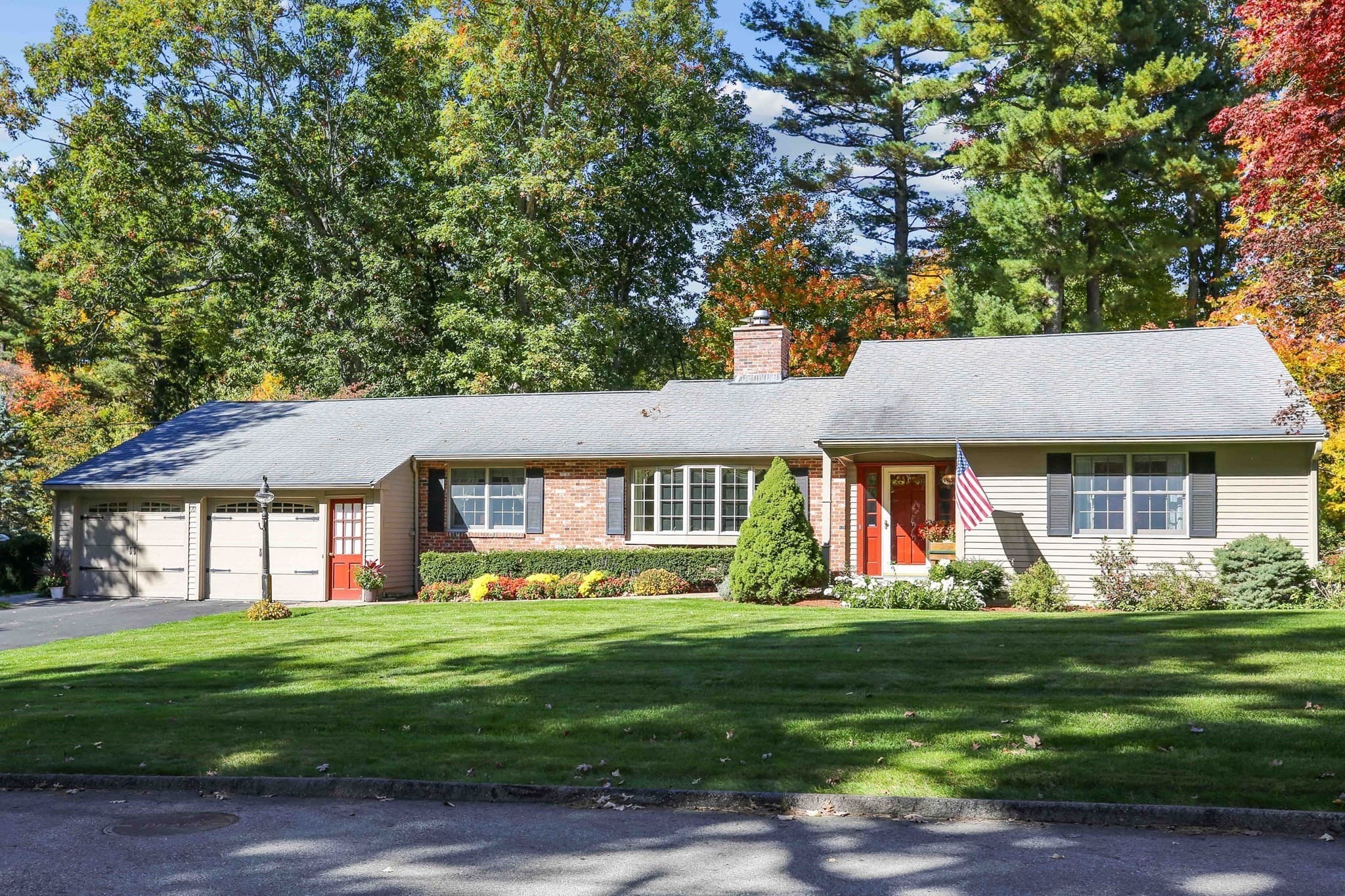 70 Birchwood Dr, Holden MA 01520