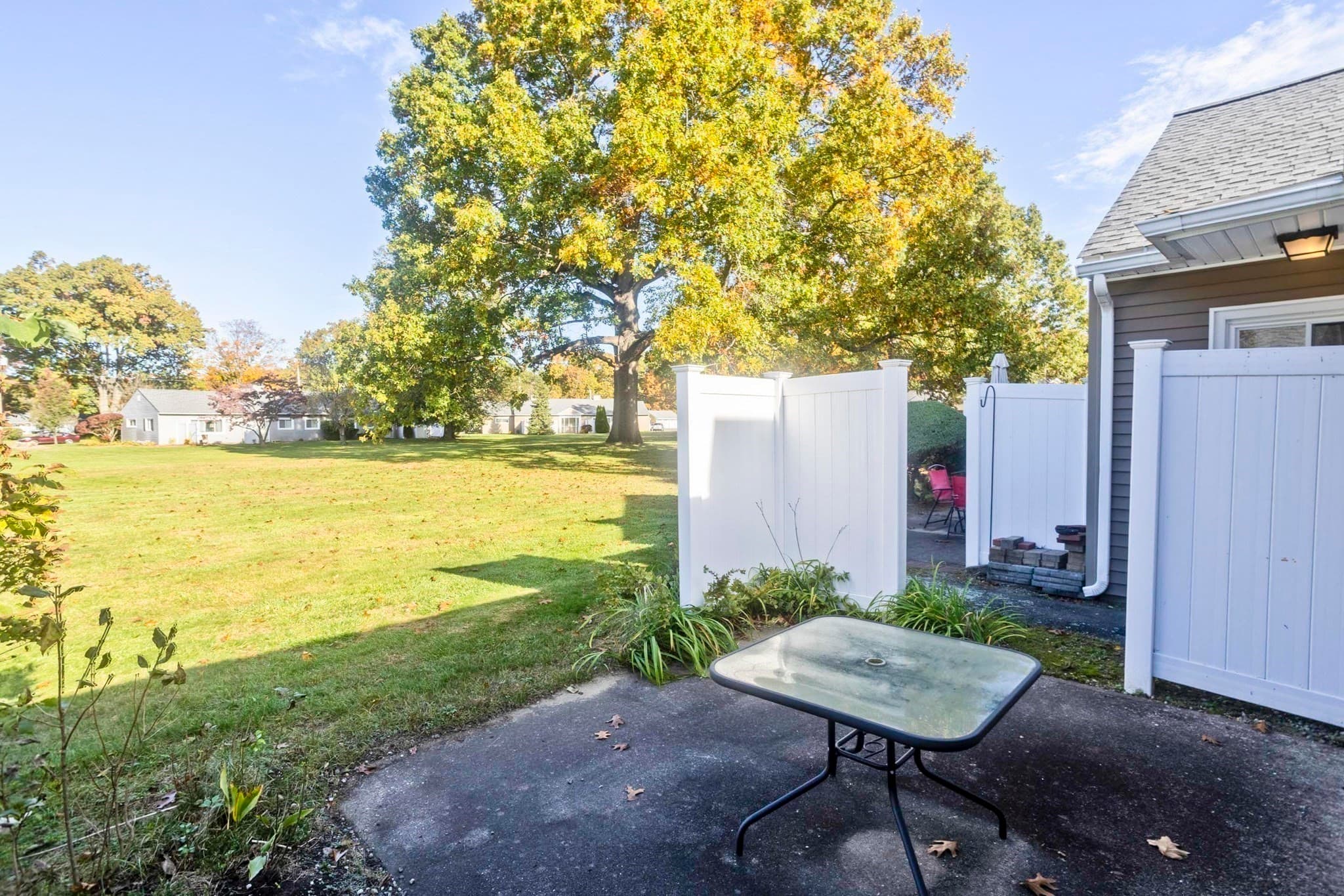 Condominium at 46 Meadowlark Ln # 46, Chicopee MA 01022, photo 23 of 27