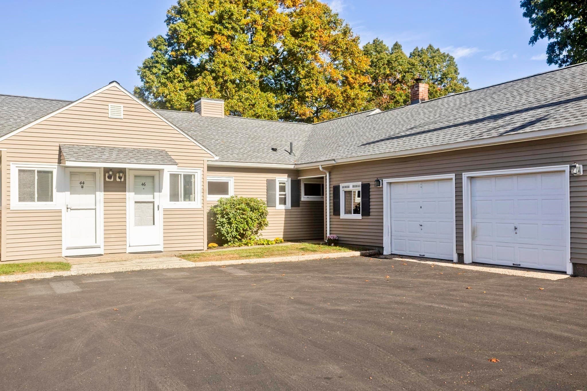 Condominium at 46 Meadowlark Ln # 46, Chicopee MA 01022, photo 25 of 27