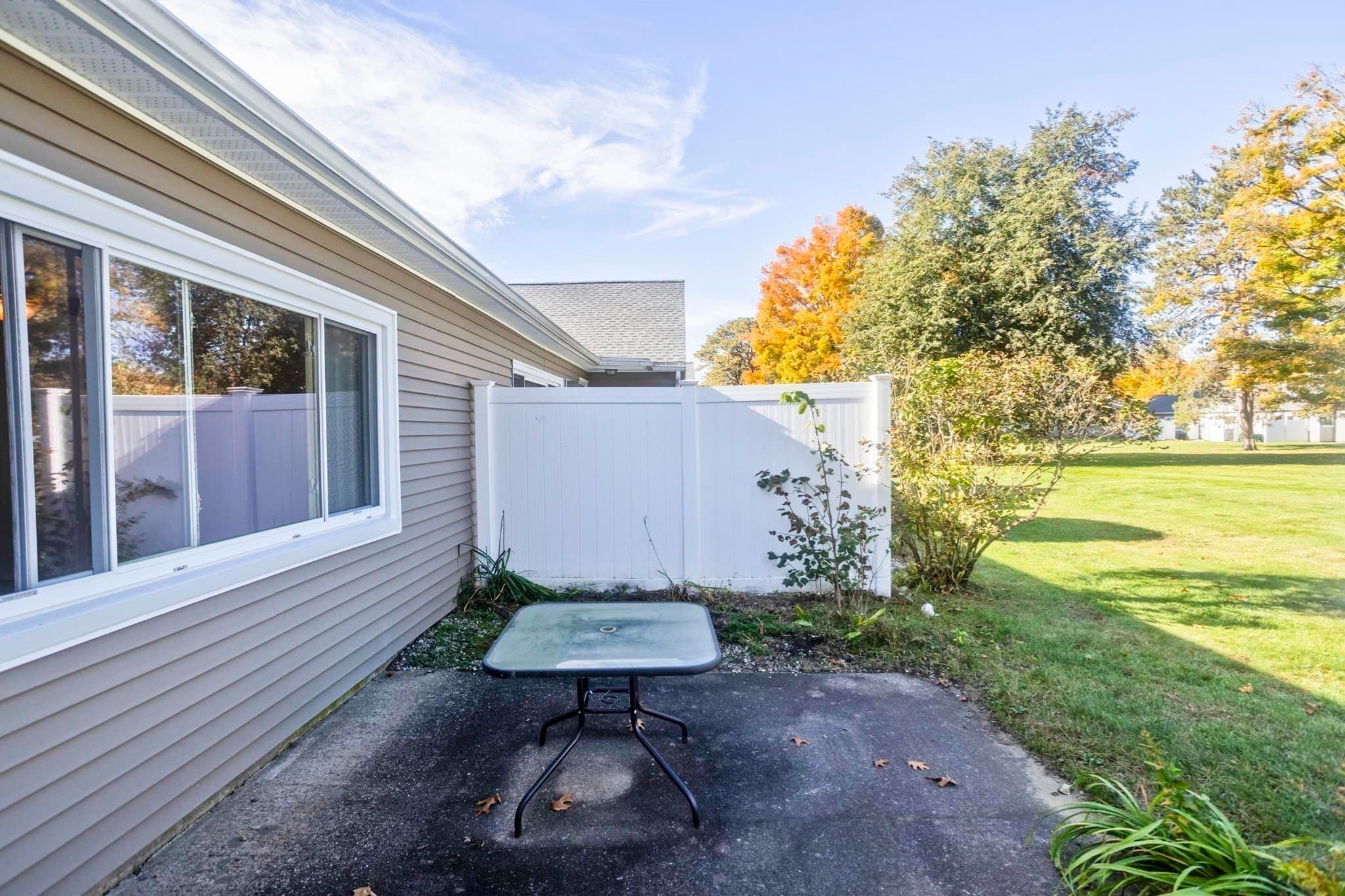 Condominium at 46 Meadowlark Ln # 46, Chicopee MA 01022, photo 21 of 27