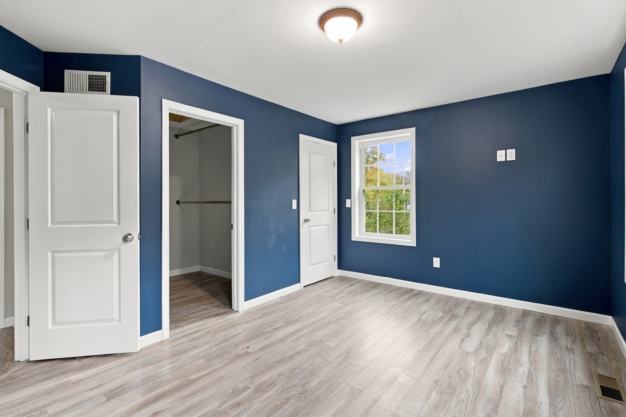 Single Family Residence at 32 Arcadia Road, Swansea MA 02777, photo 20 of 41
