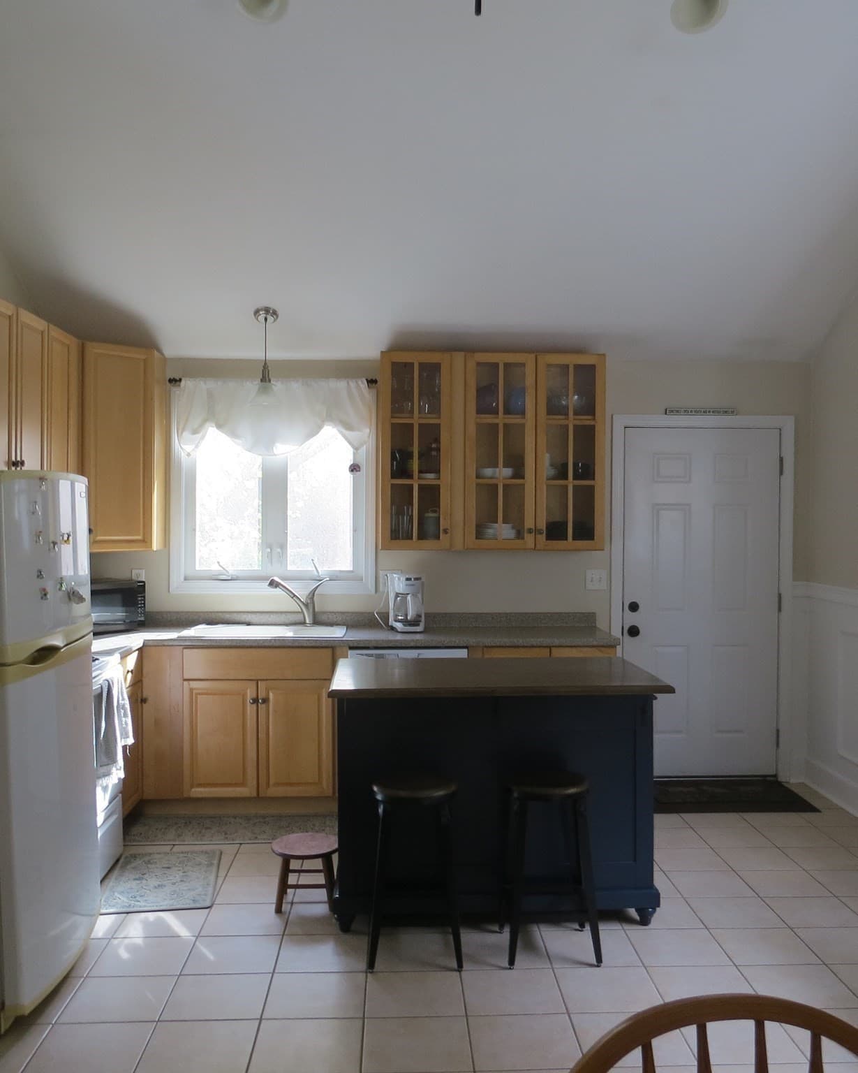 Single Family Residence at 11 Sonoma Dr, Worcester MA 01605, photo 16 of 34