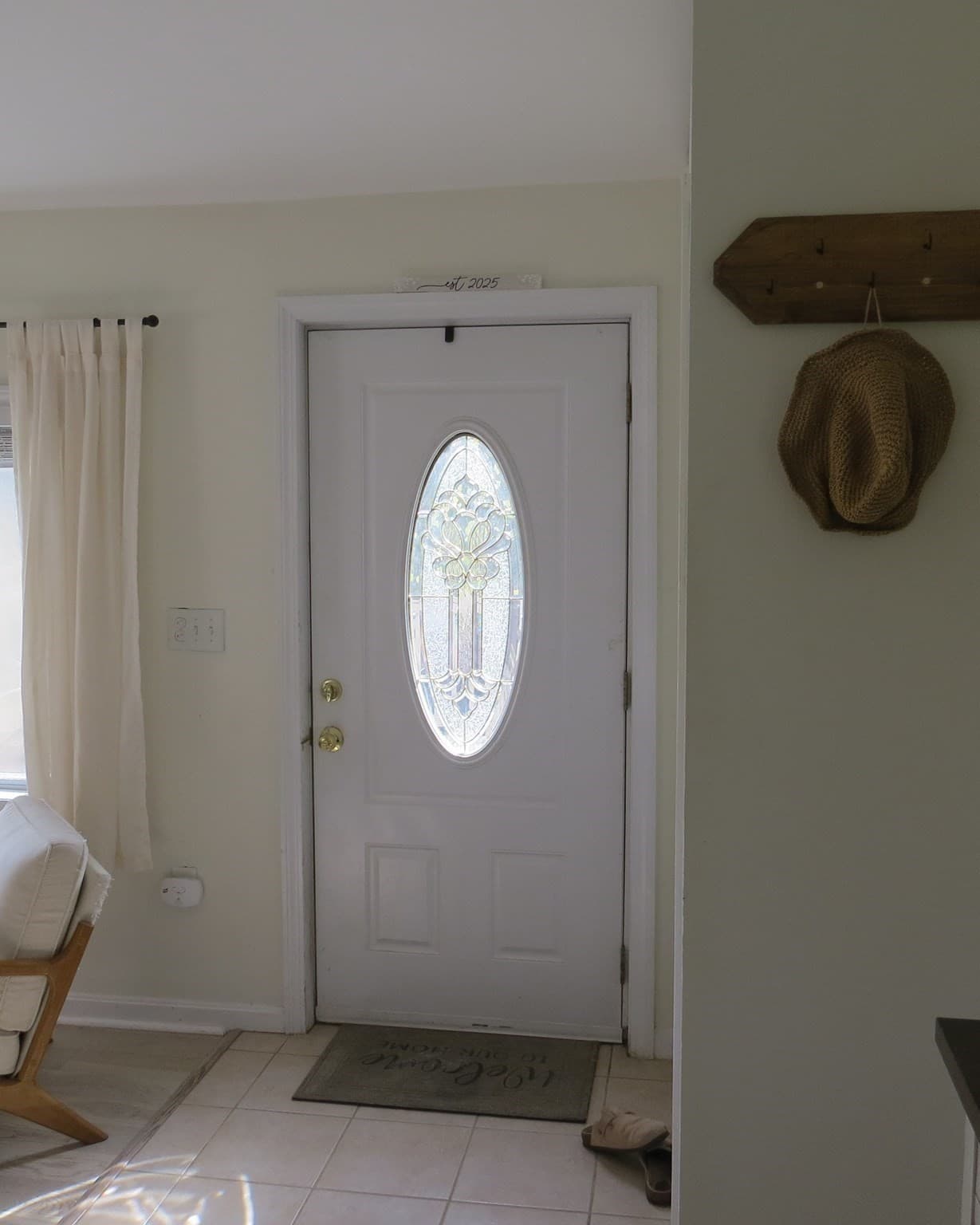 Single Family Residence at 11 Sonoma Dr, Worcester MA 01605, photo 11 of 34