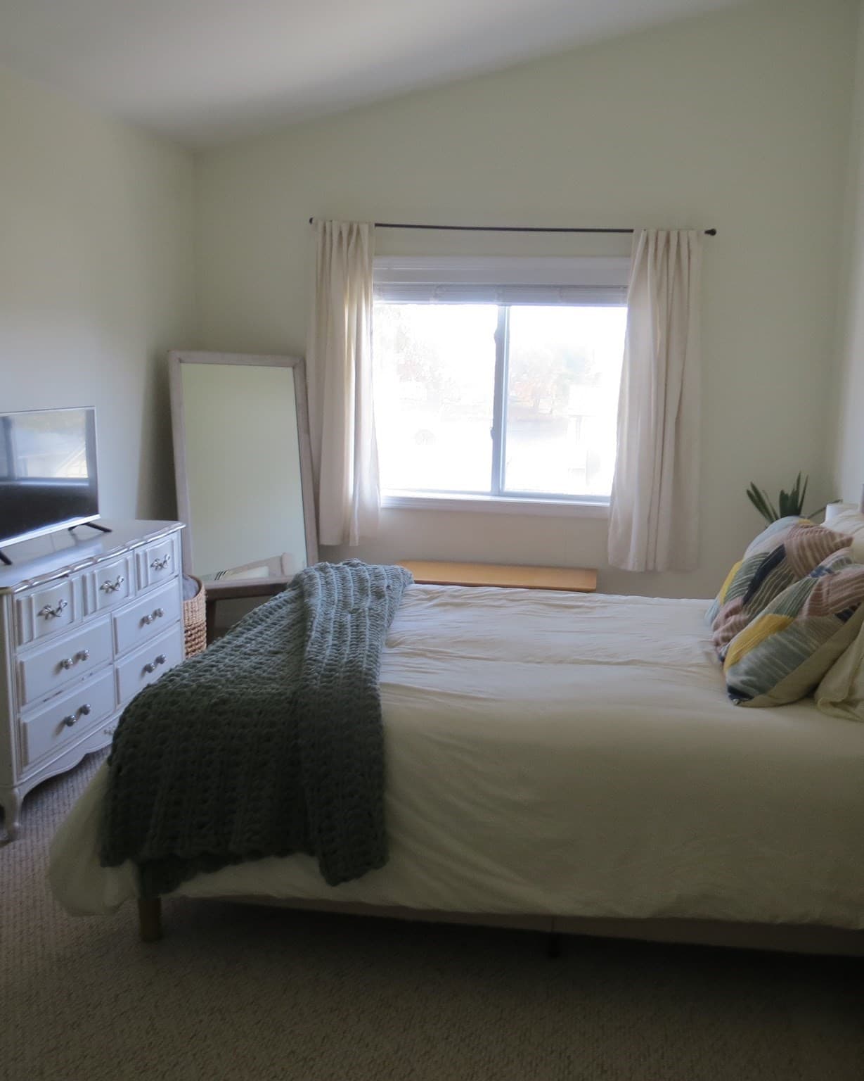 Single Family Residence at 11 Sonoma Dr, Worcester MA 01605, photo 25 of 34