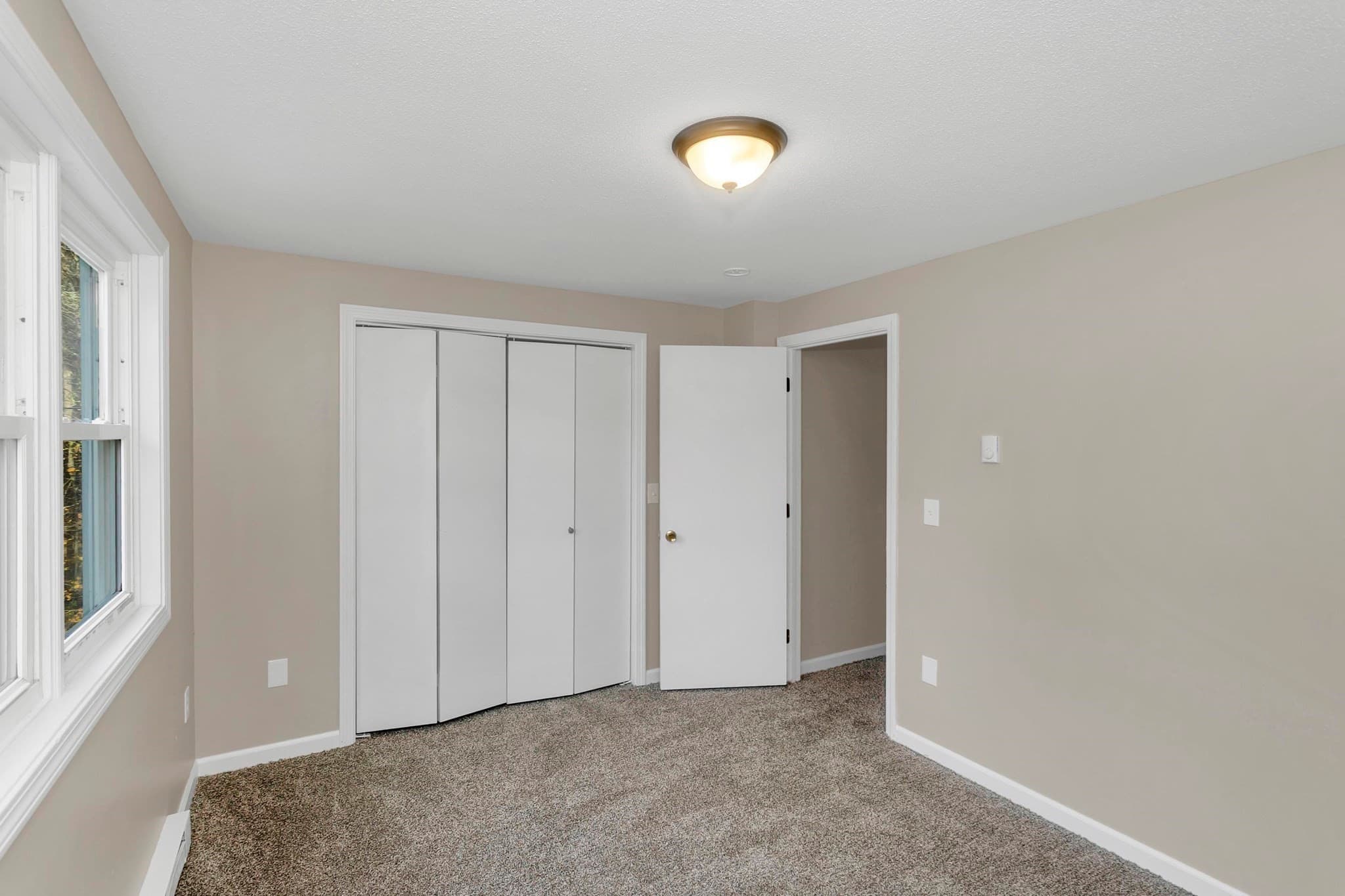 Multi Family at 3005 Prospect St, Palmer MA 01009, photo 32 of 41