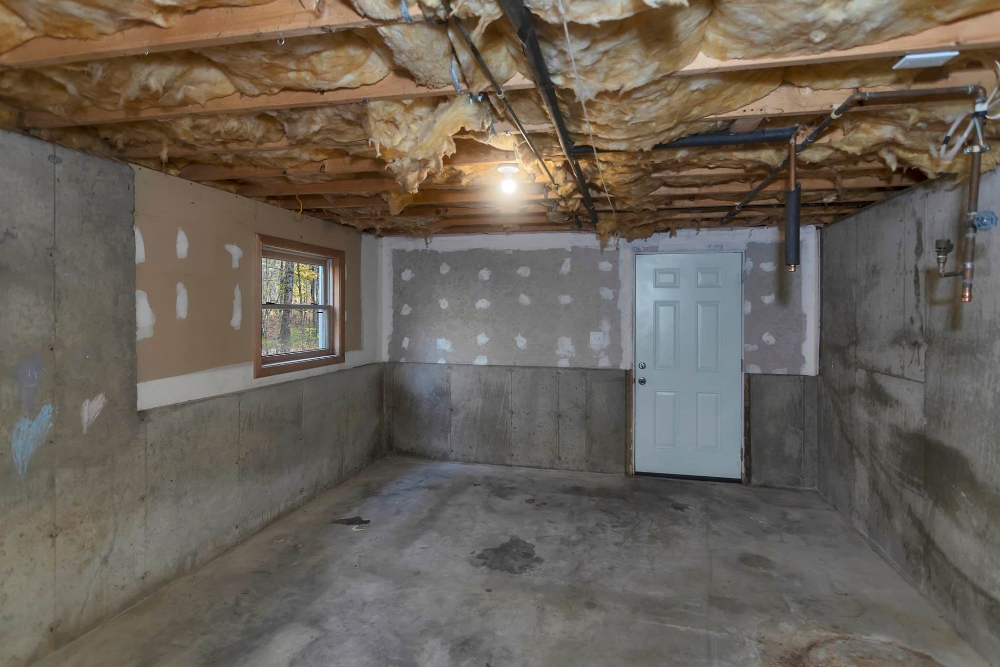 Multi Family at 3005 Prospect St, Palmer MA 01009, photo 14 of 41