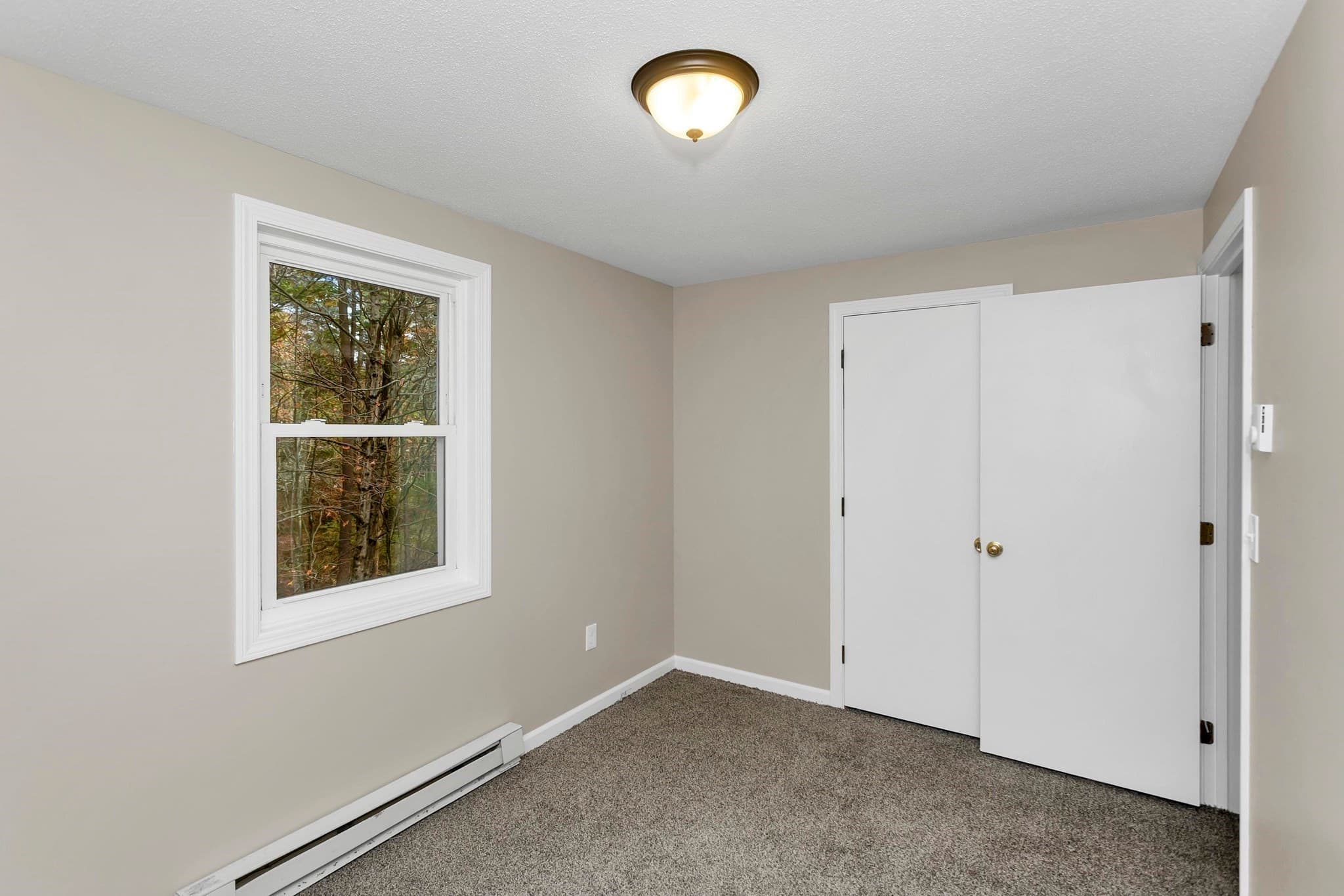 Multi Family at 3005 Prospect St, Palmer MA 01009, photo 11 of 41