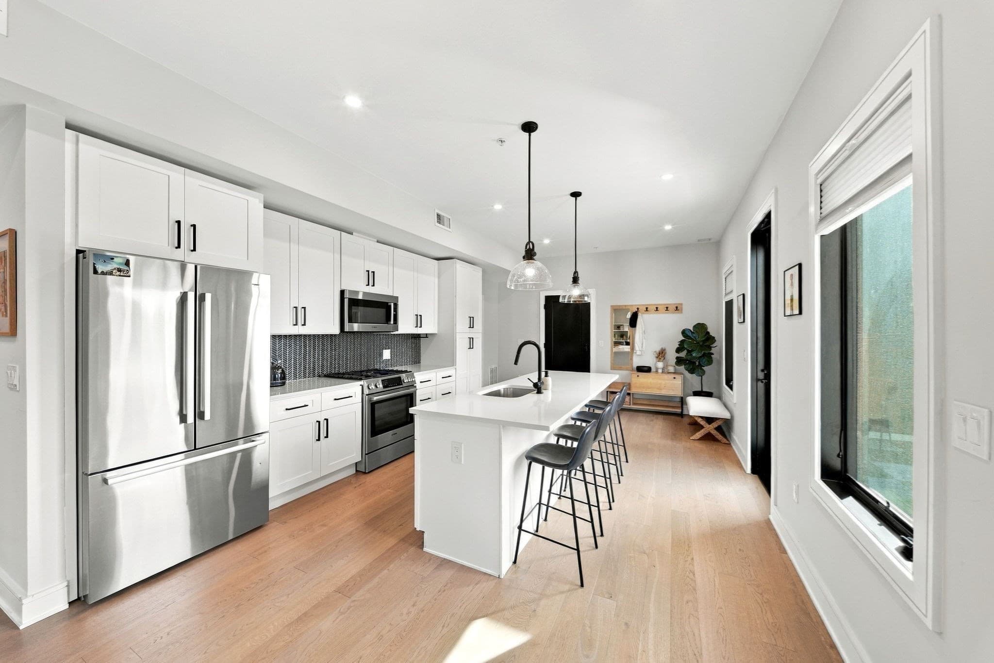 Condominium at 37 Horace Street # 301, Boston MA 02128, photo 14 of 40