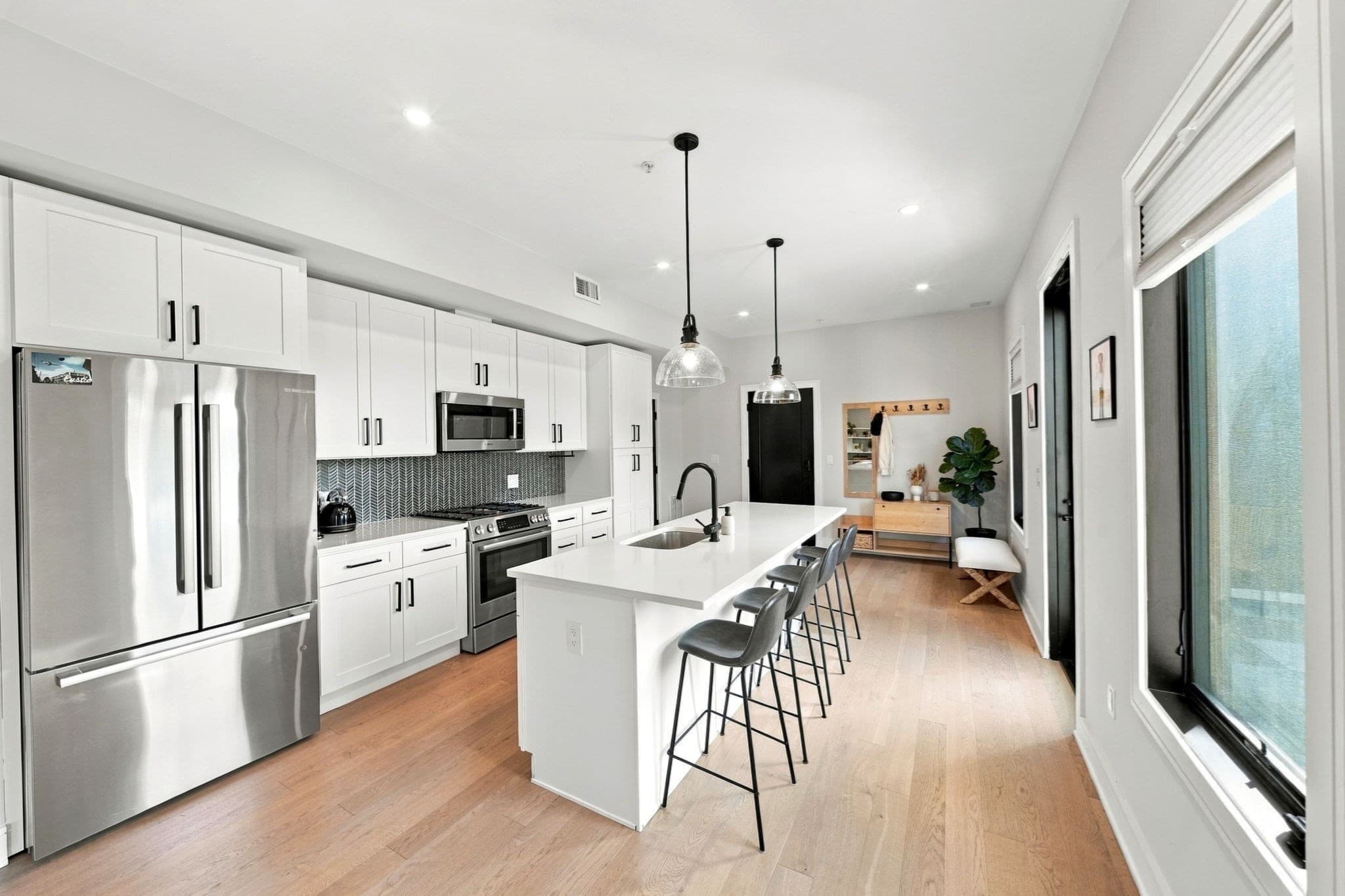 Condominium at 37 Horace Street # 301, Boston MA 02128, photo 4 of 40