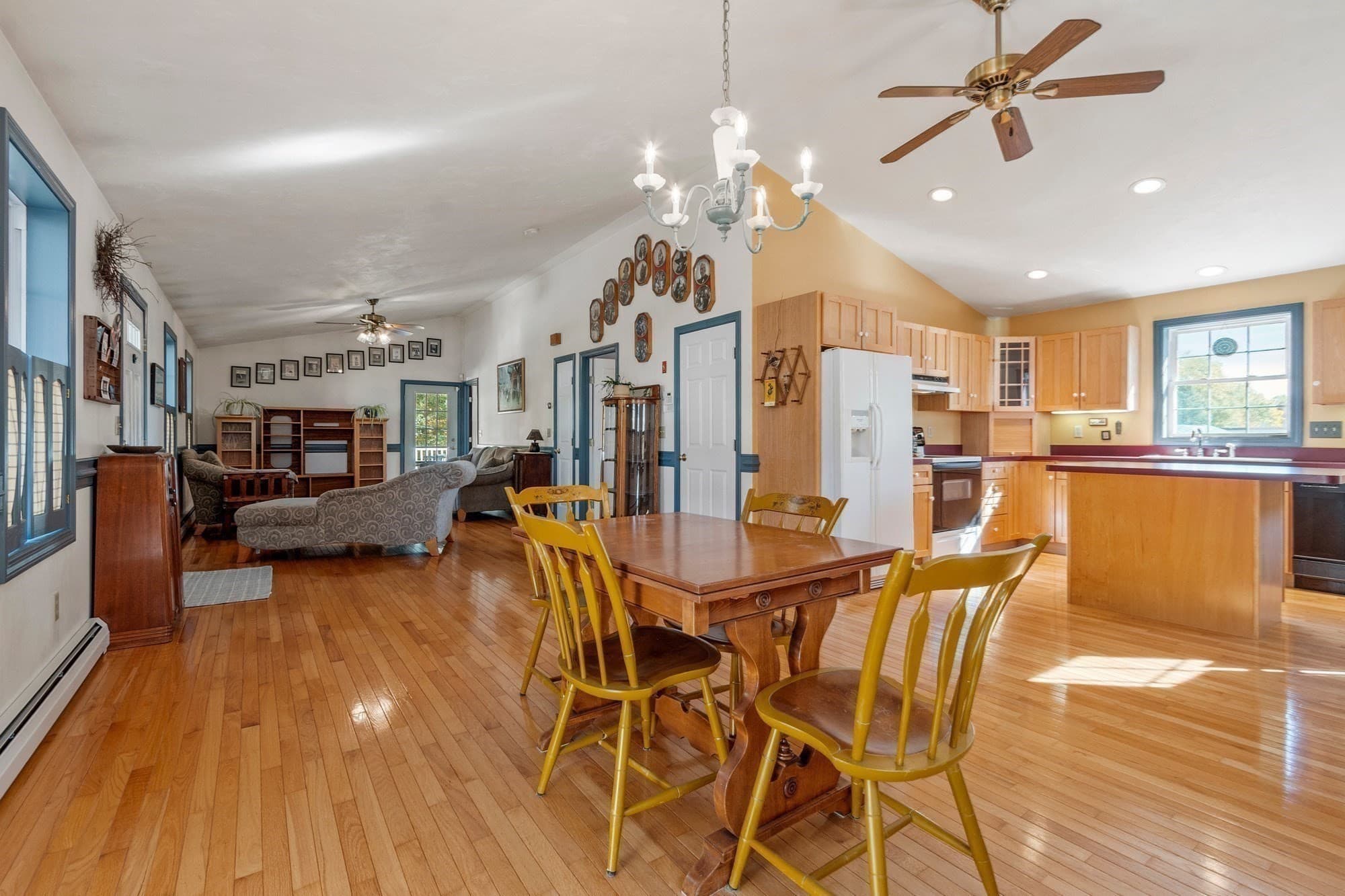 Single Family Residence at 63 Dudley St, Leominster MA 01453, photo 10 of 37