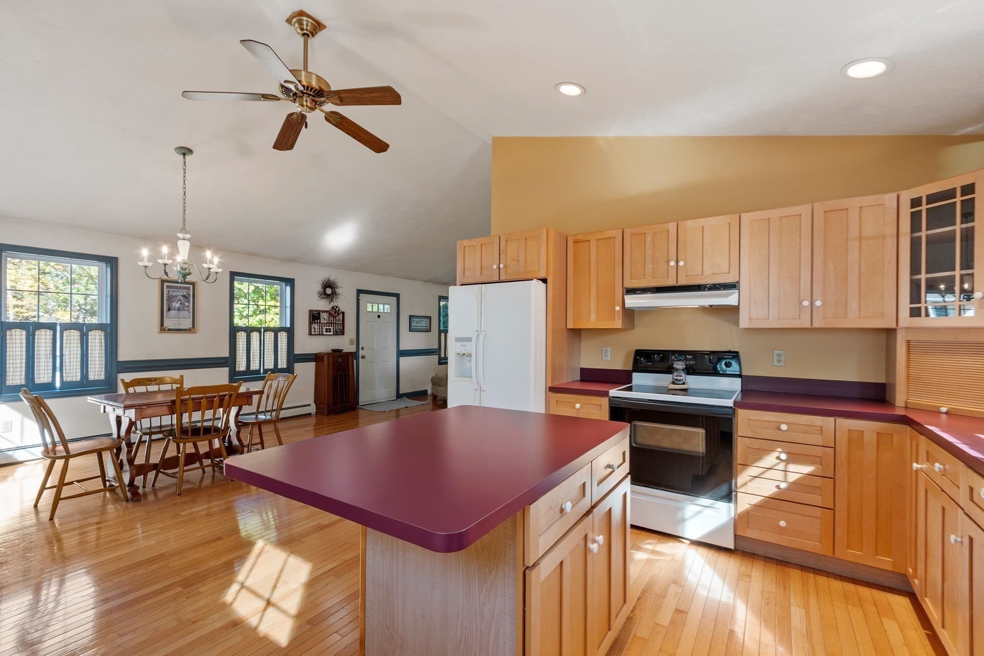 Single Family Residence at 63 Dudley St, Leominster MA 01453, photo 8 of 37