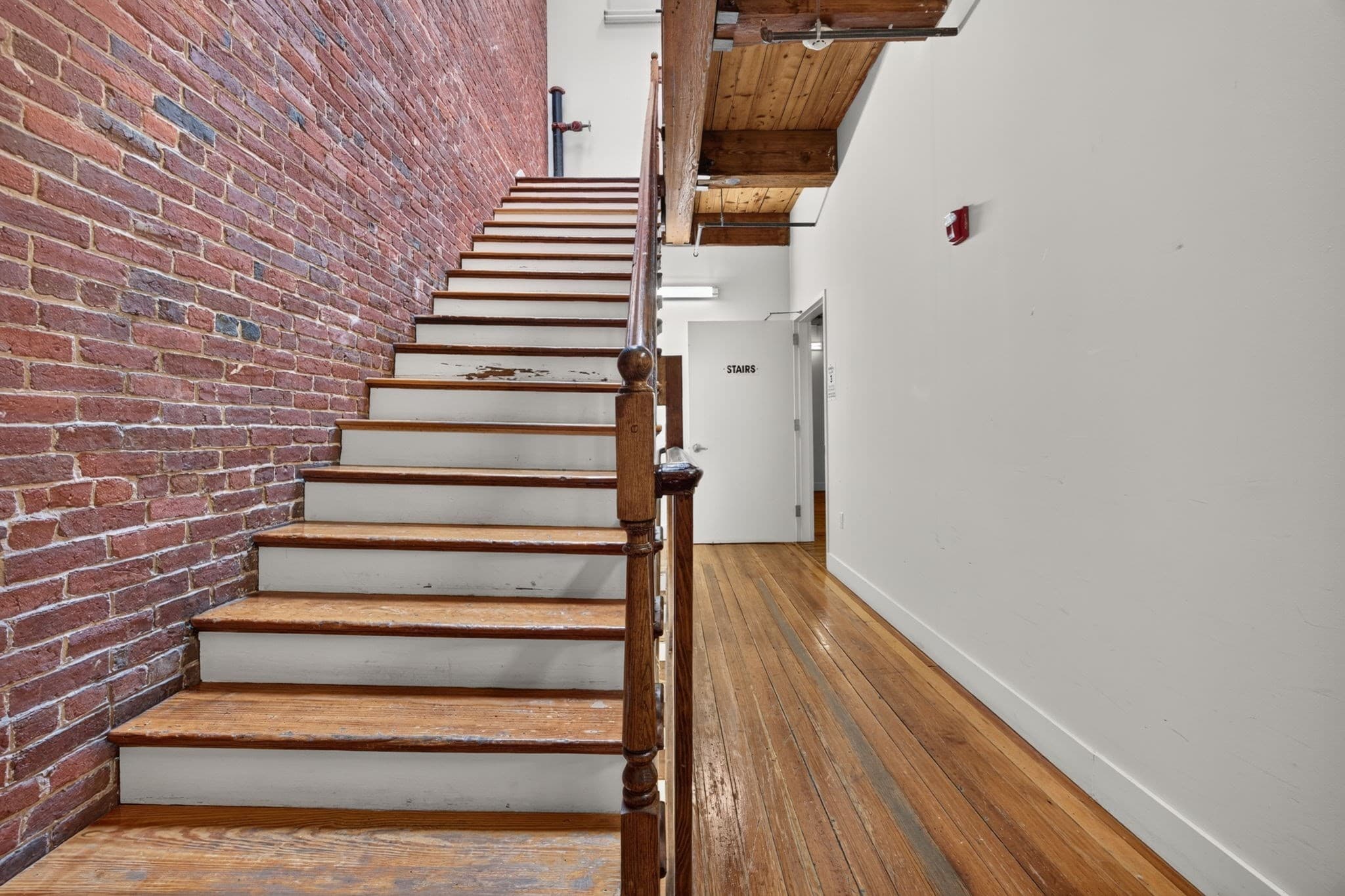 Condominium at 49 Munroe St # 302, Lynn MA 01901, photo 16 of 28