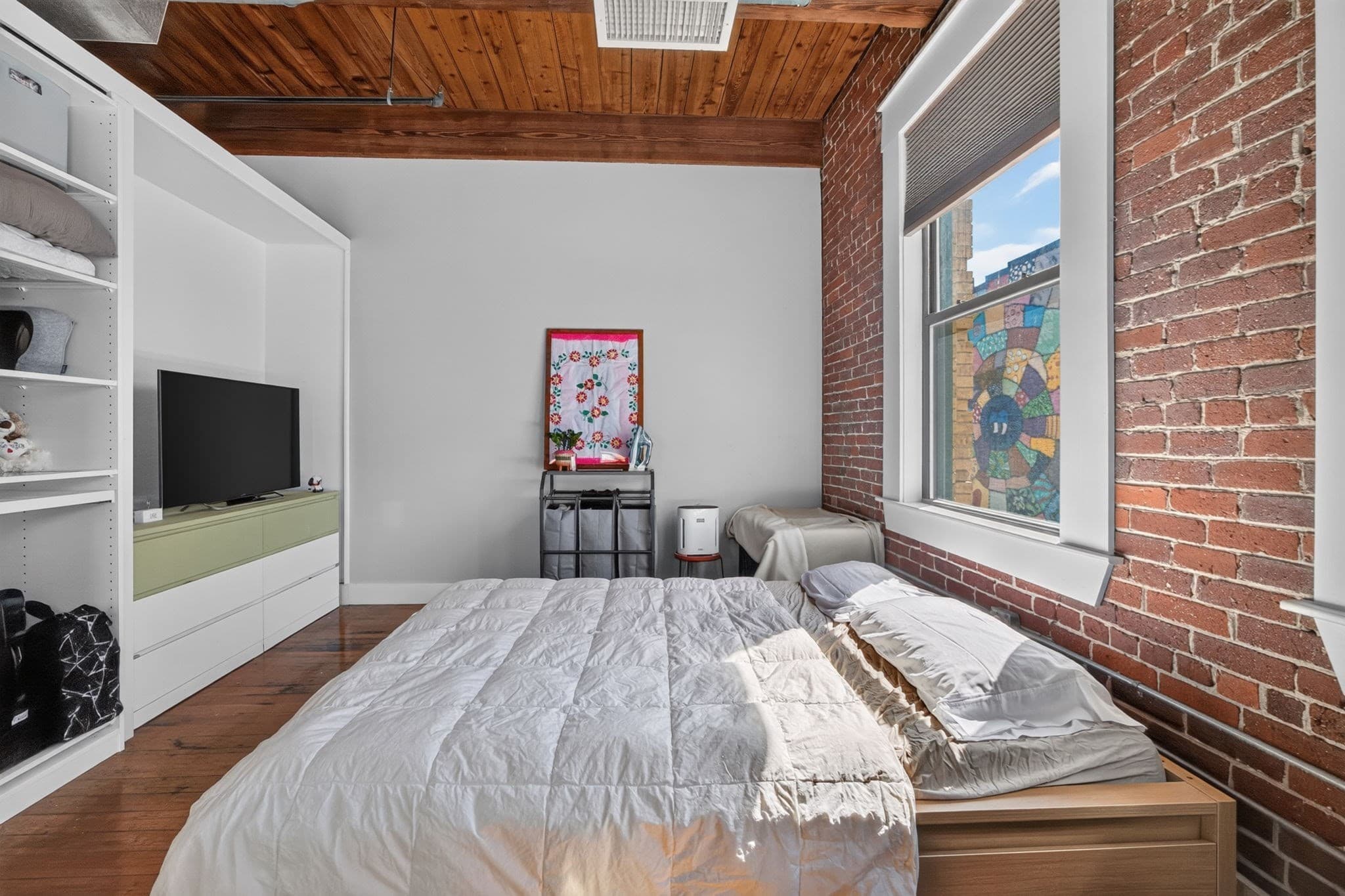 Condominium at 49 Munroe St # 302, Lynn MA 01901, photo 12 of 28