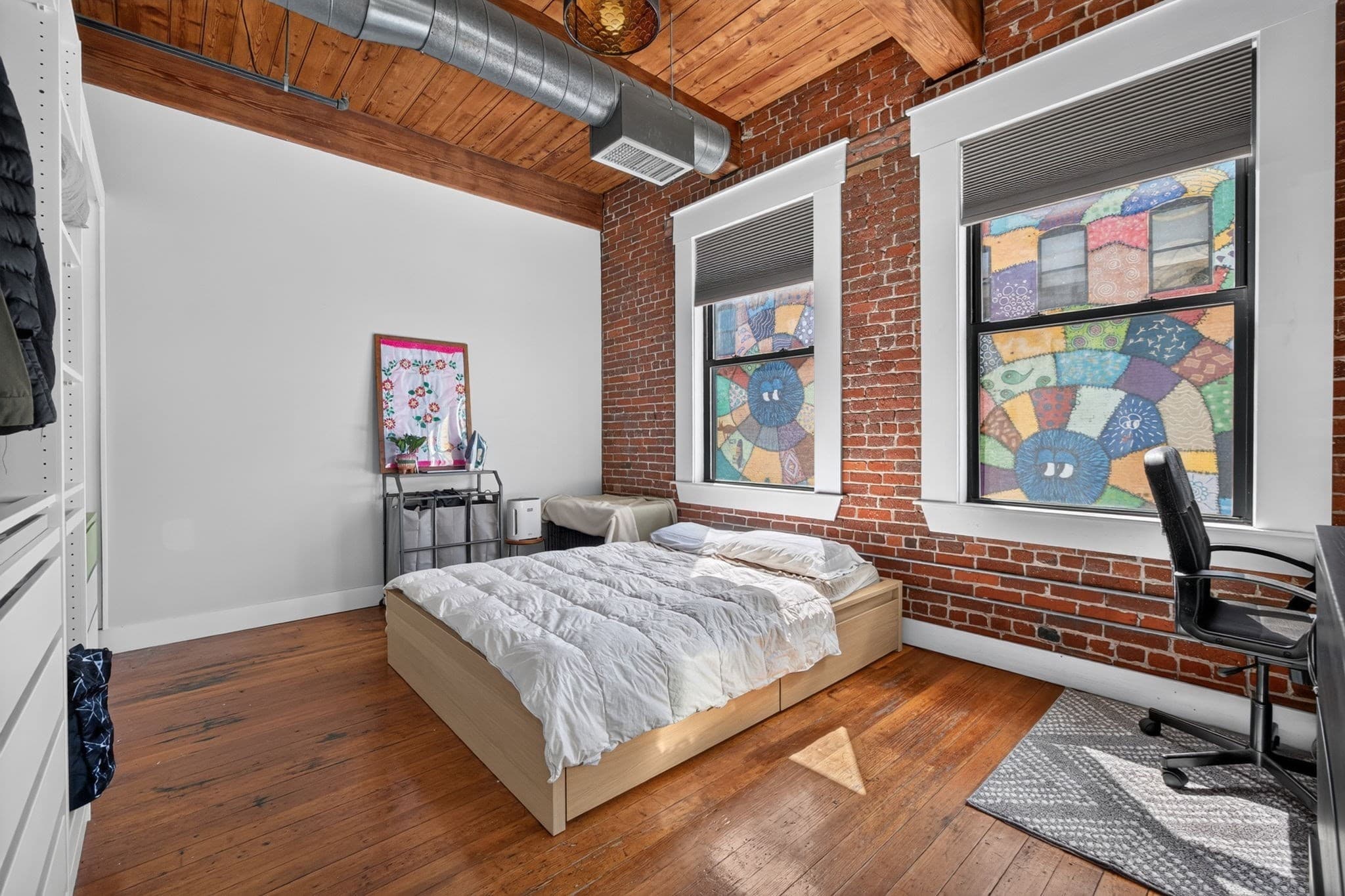 Condominium at 49 Munroe St # 302, Lynn MA 01901, photo 9 of 28