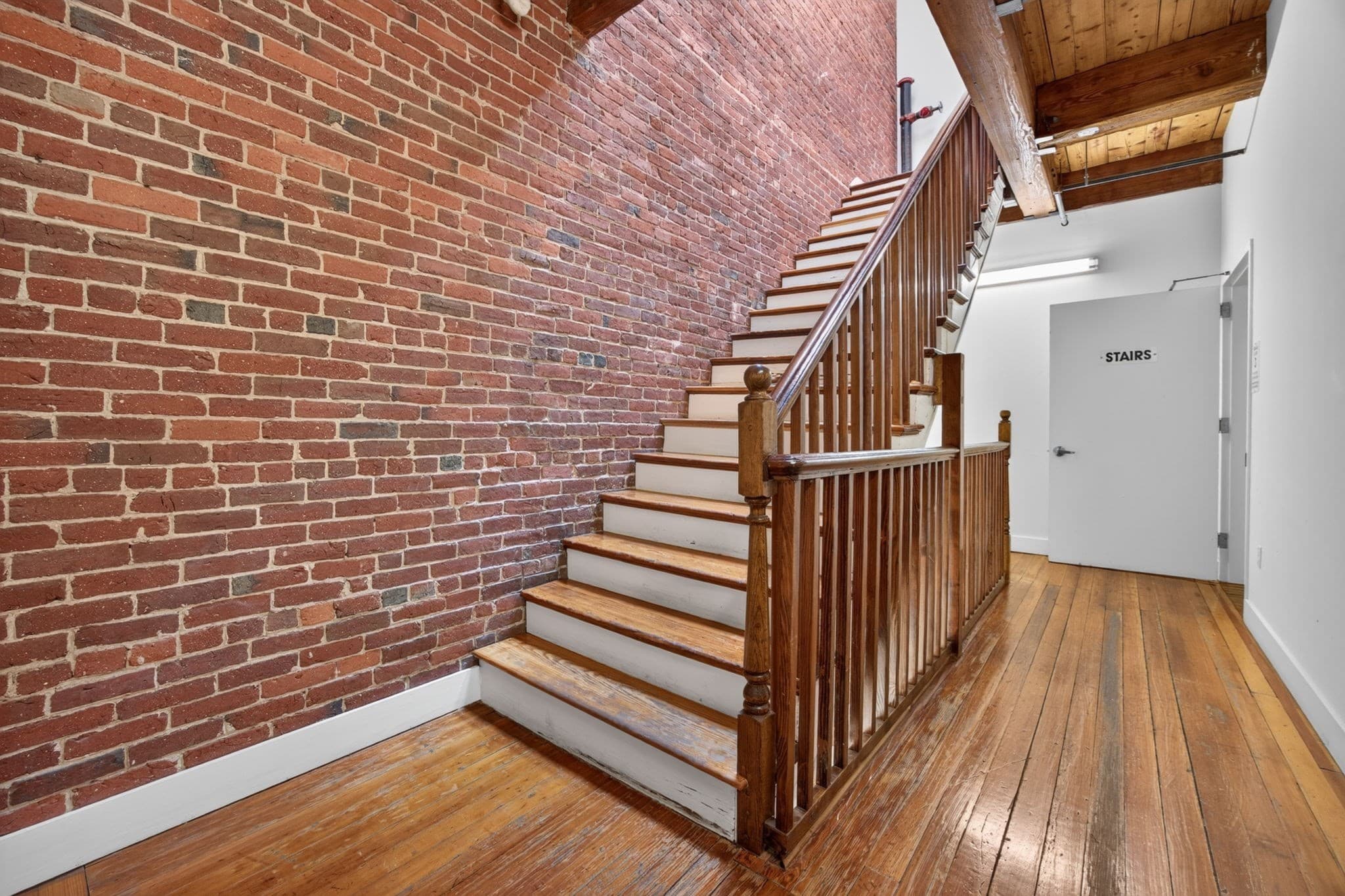 Condominium at 49 Munroe St # 302, Lynn MA 01901, photo 15 of 28