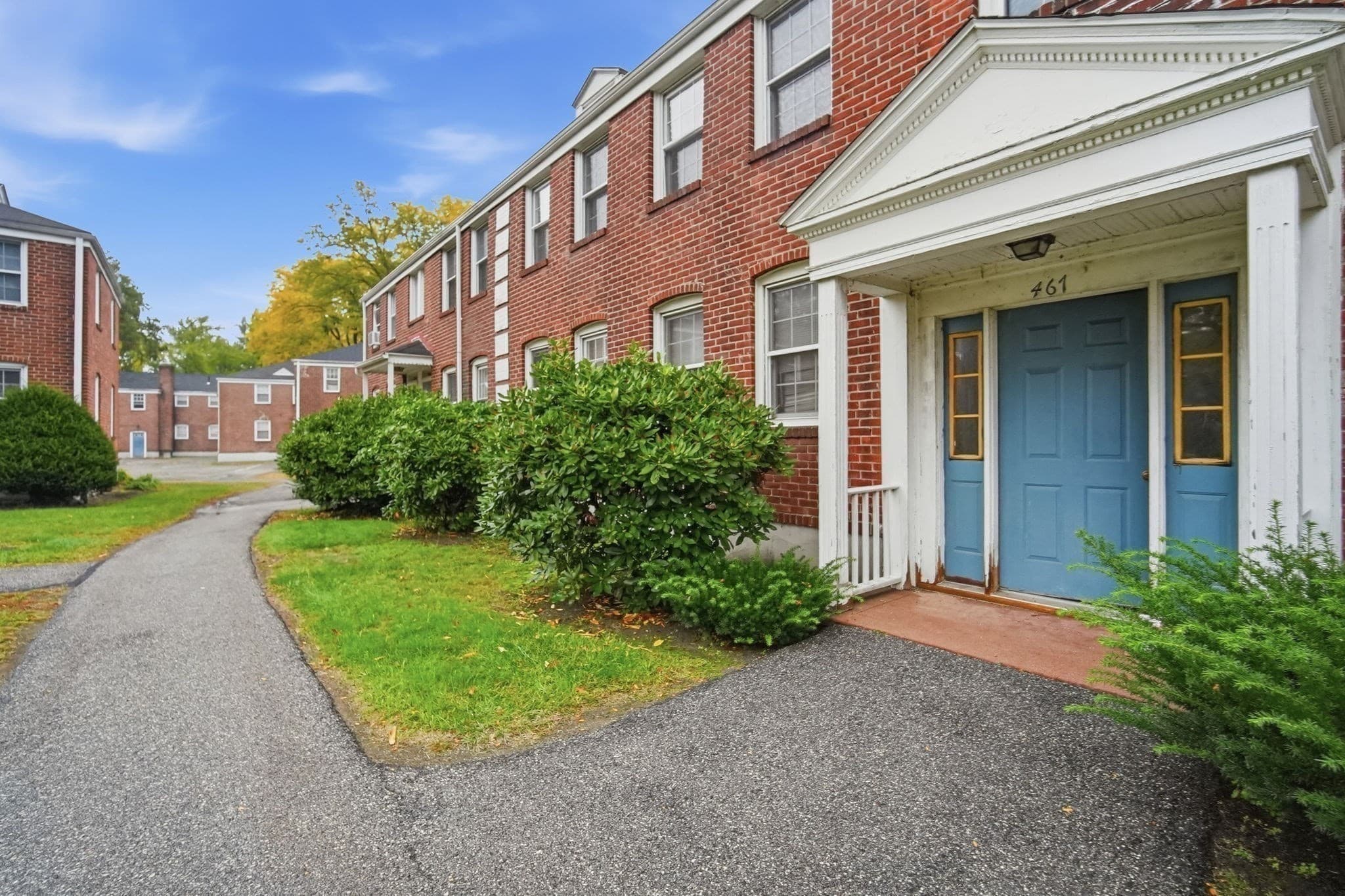 Condominium at 467 Cold Spring Avenue # 2A, West Springfield MA 01089, photo 6 of 28