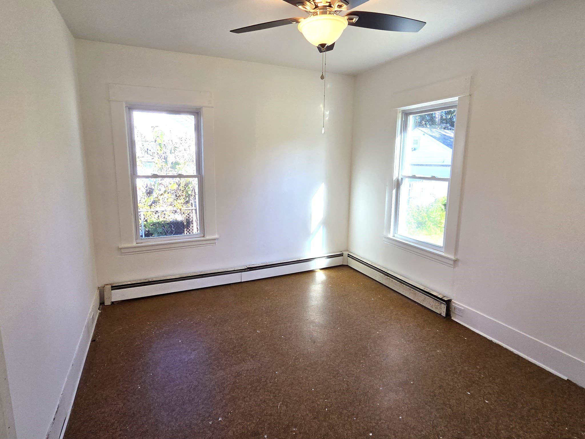 Single Family Residence at 59 Mazarin St, Springfield MA 01151, photo 13 of 16
