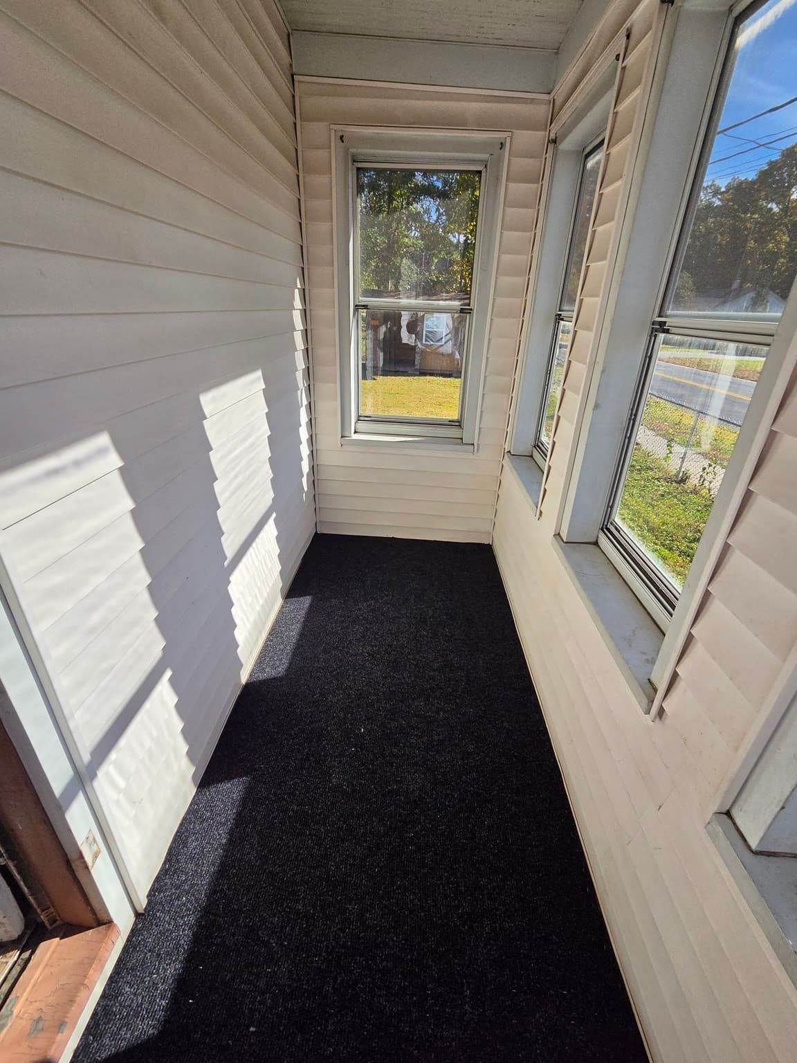 Single Family Residence at 59 Mazarin St, Springfield MA 01151, photo 15 of 16