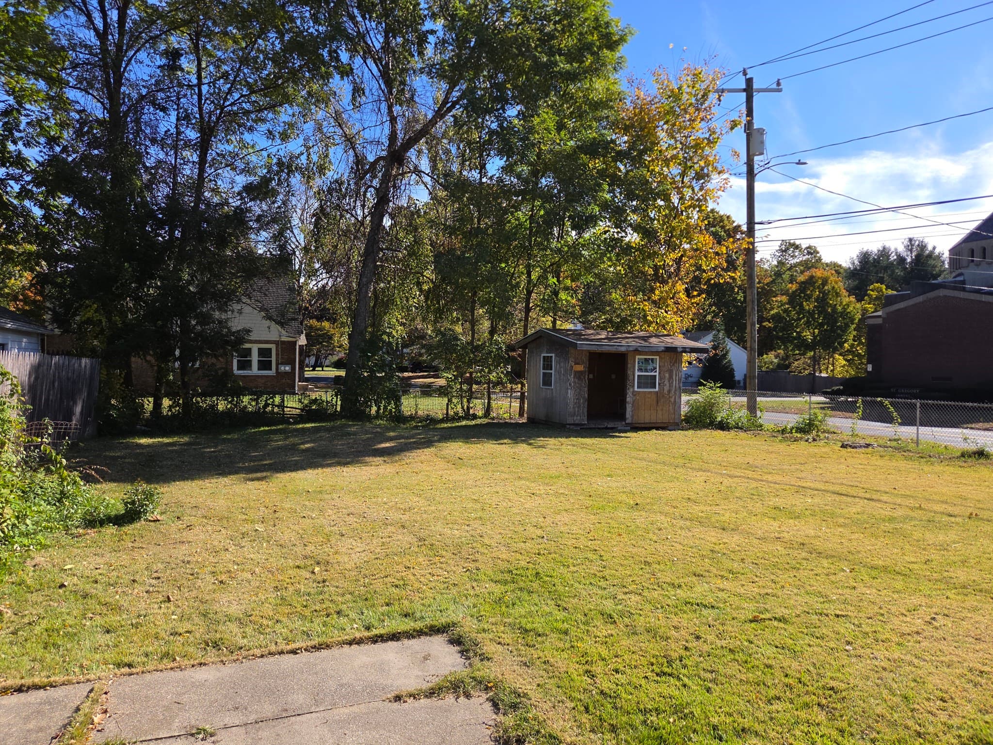 Single Family Residence at 59 Mazarin St, Springfield MA 01151, photo 4 of 16