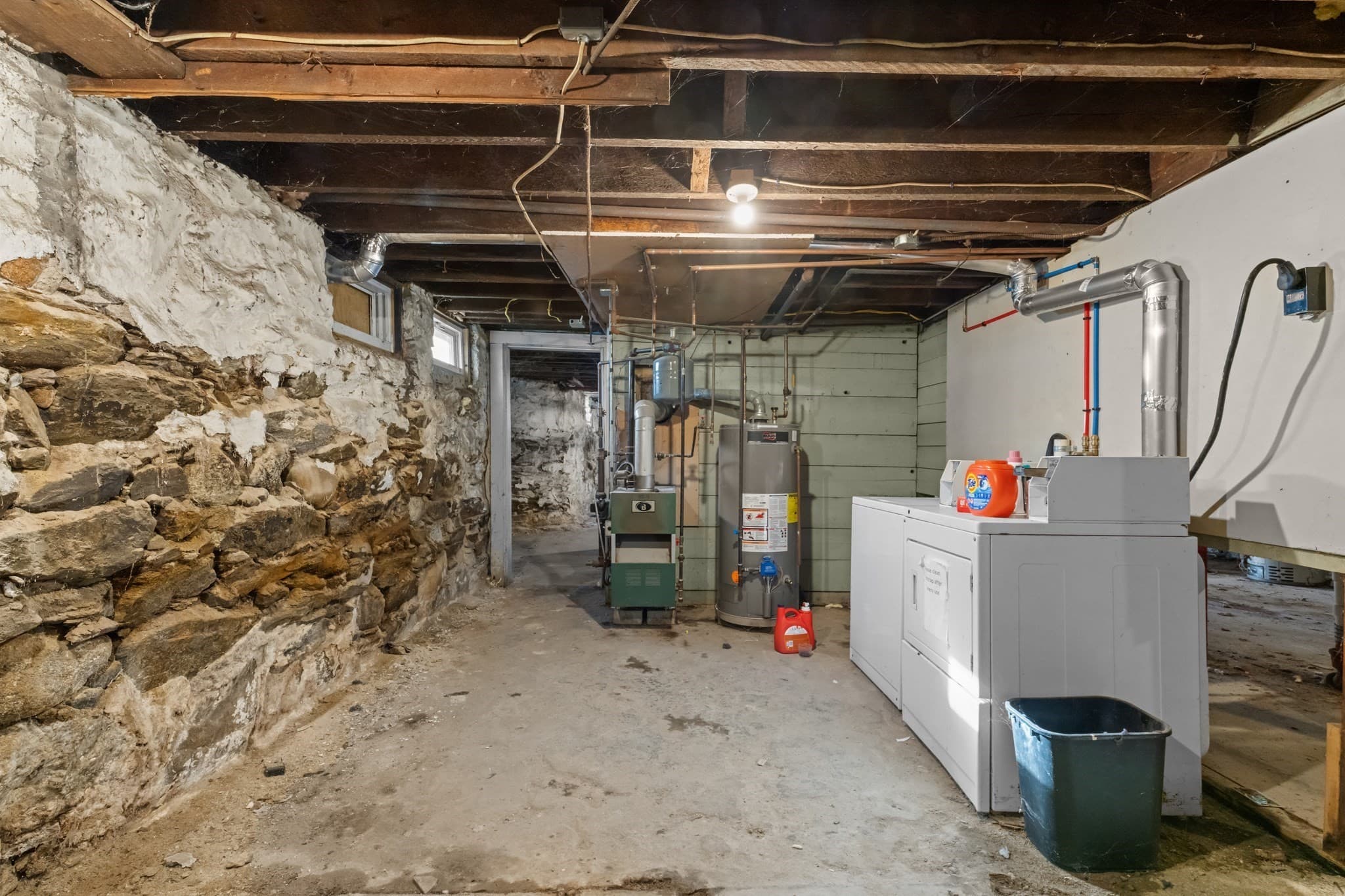 Apartment at 2 Haviland # 1, Worcester MA 01602, photo 12 of 15