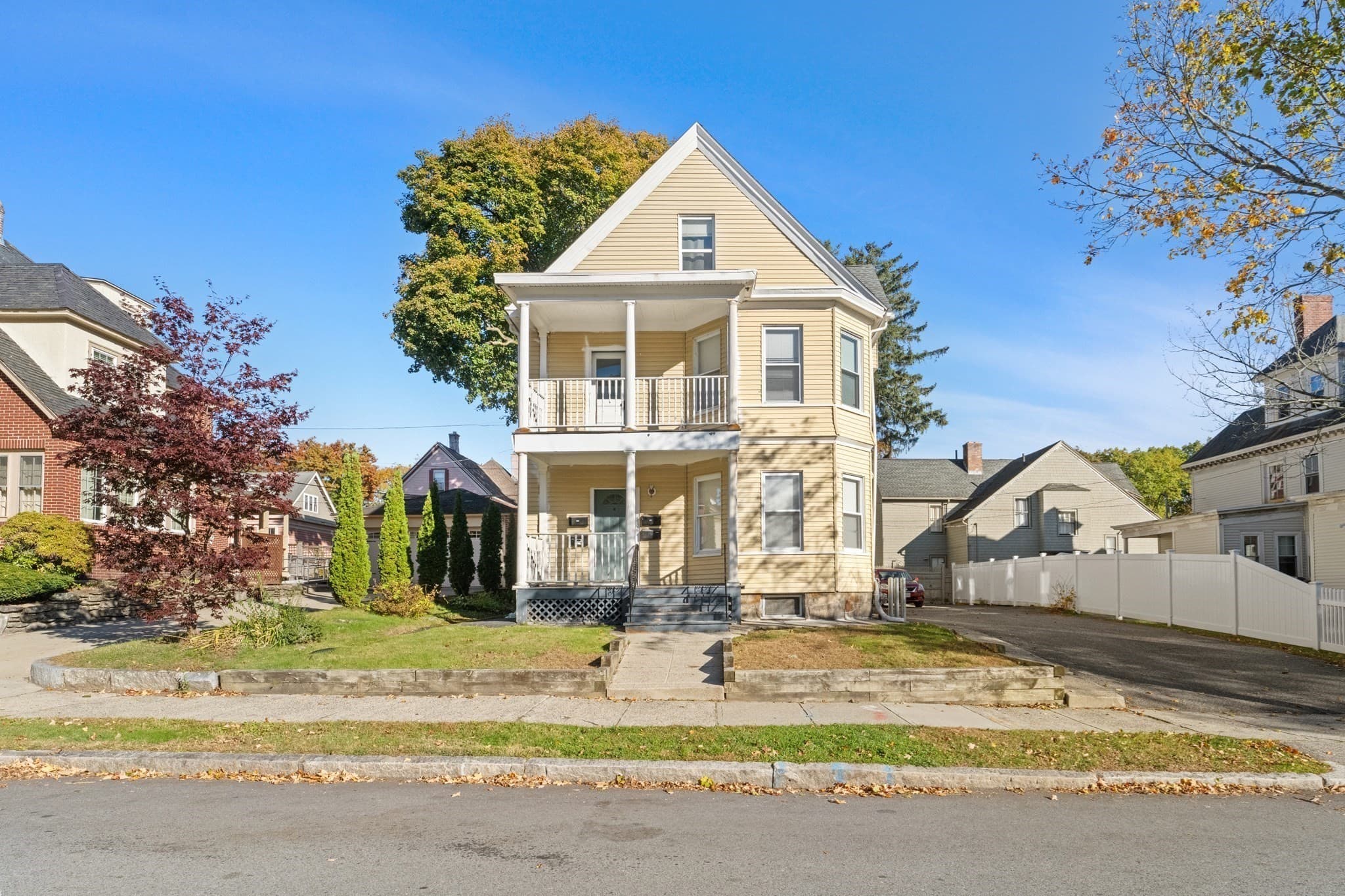 Apartment at 2 Haviland # 1, Worcester MA 01602, photo 14 of 15