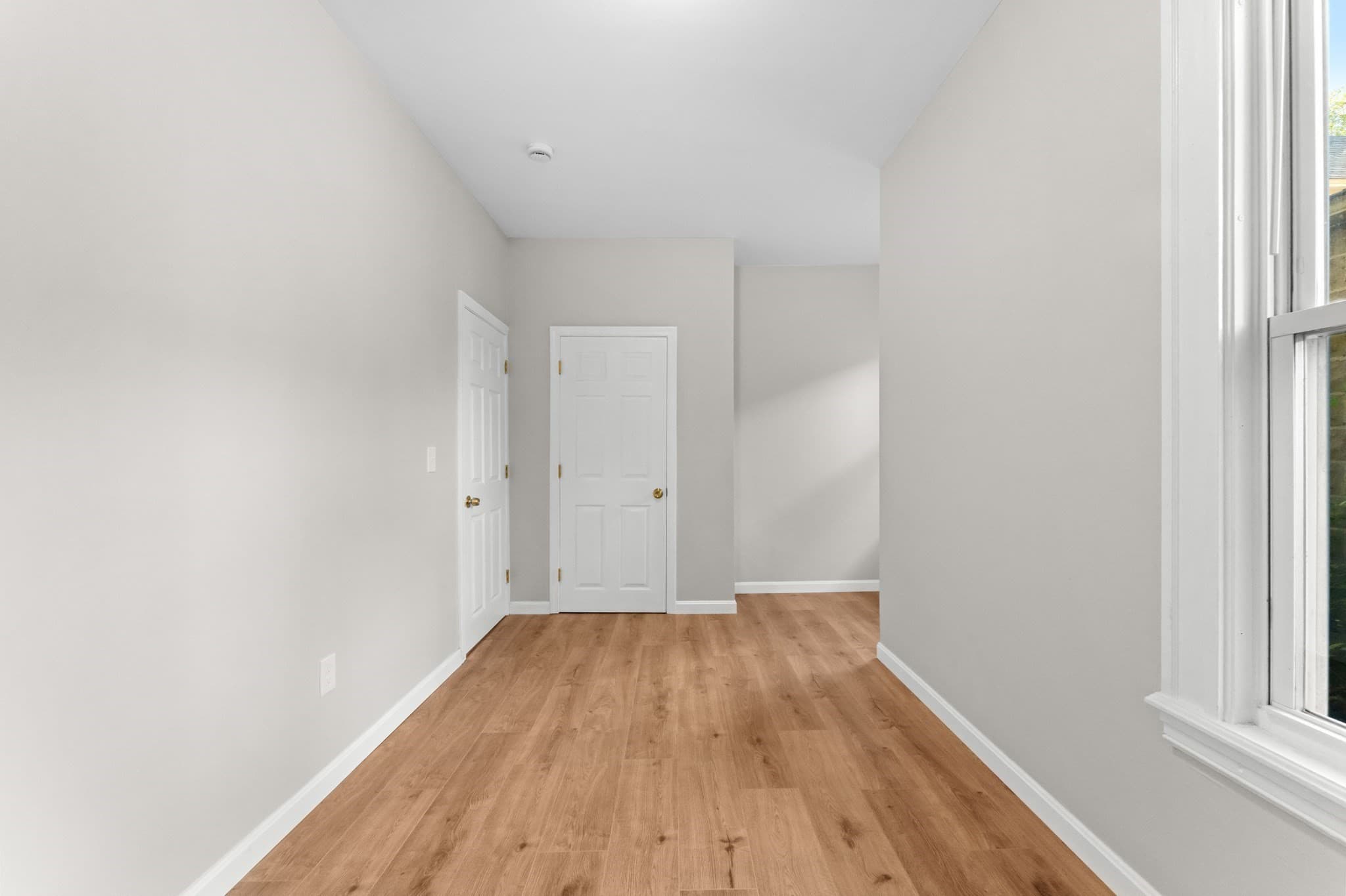 Apartment at 2 Haviland # 1, Worcester MA 01602, photo 11 of 15
